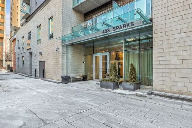 428 Sparks Street S, #706