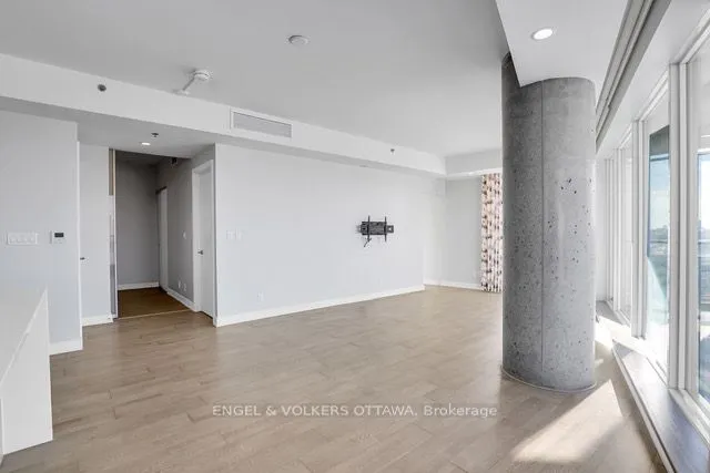 428 Sparks Street S, #706