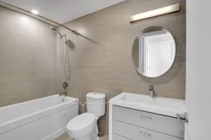 428 Sparks Street S, #706