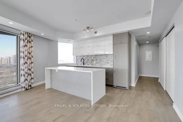 428 Sparks Street S, #706
