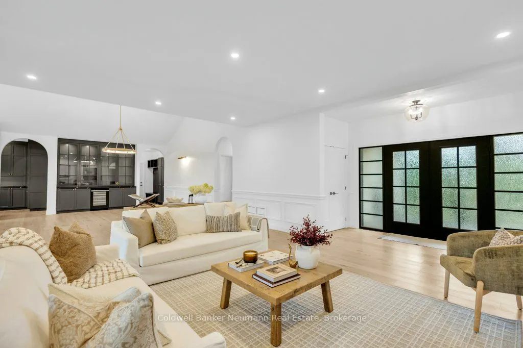 433 South River Road
