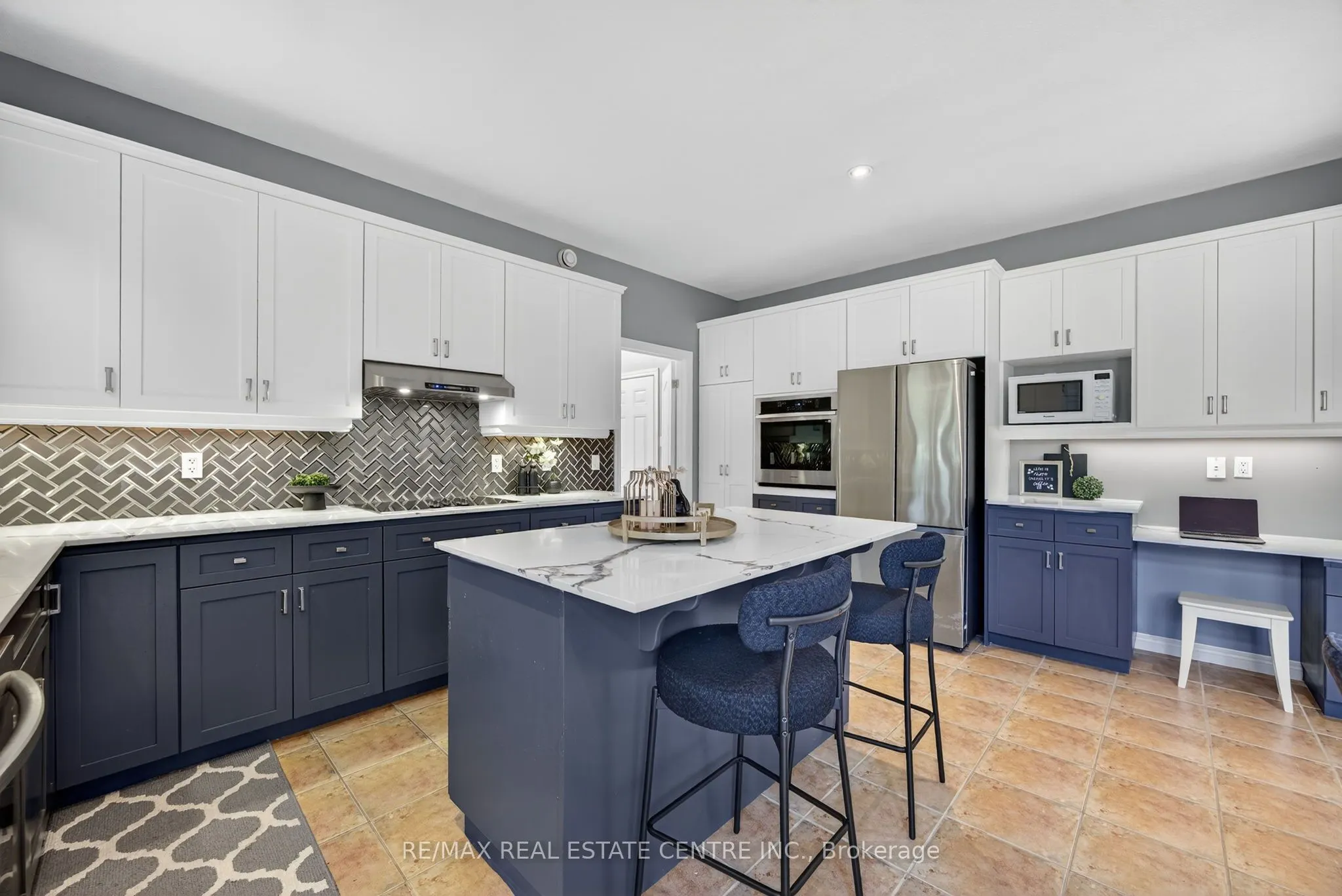 37 Woodland Drive