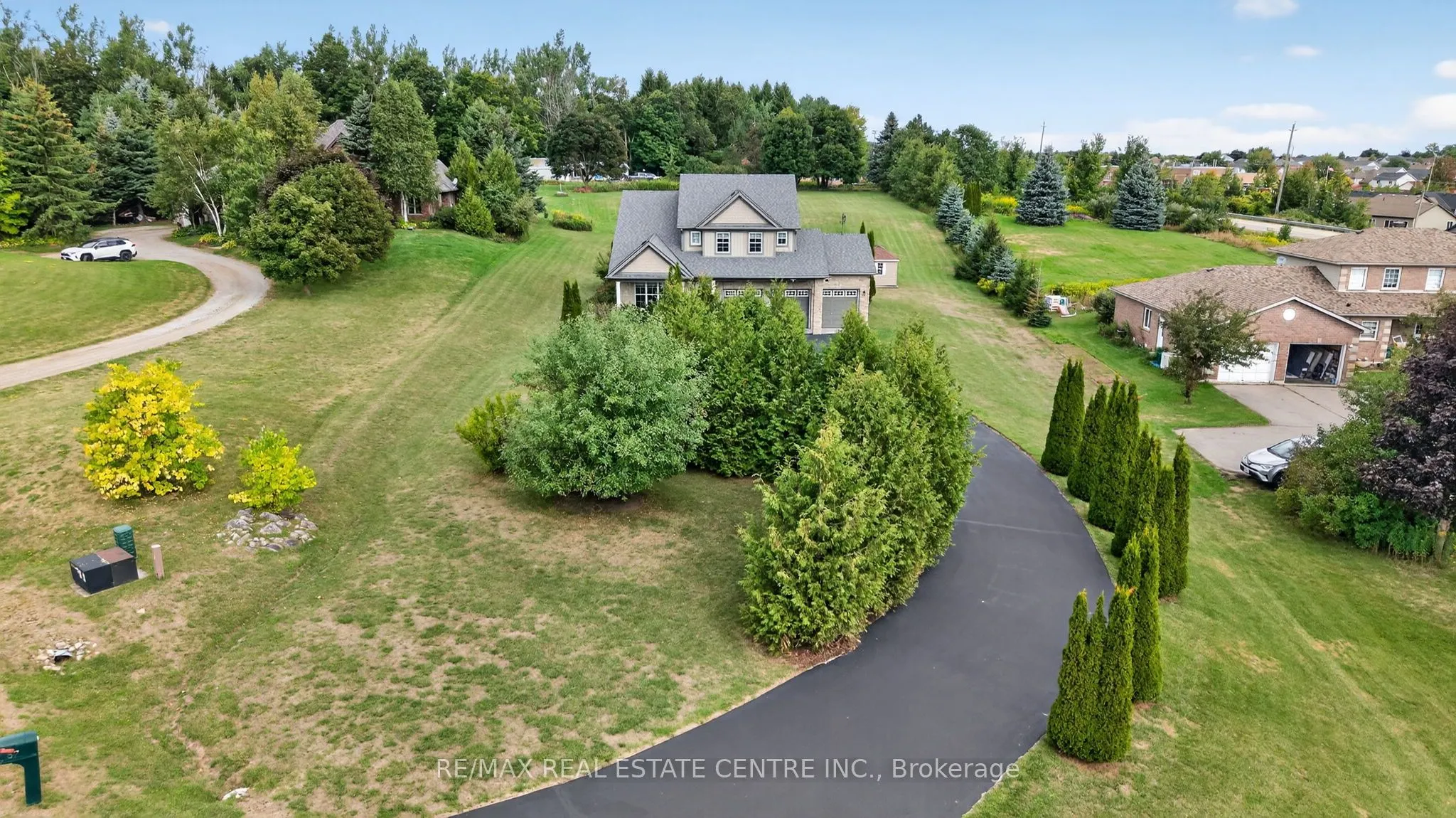 37 Woodland Drive