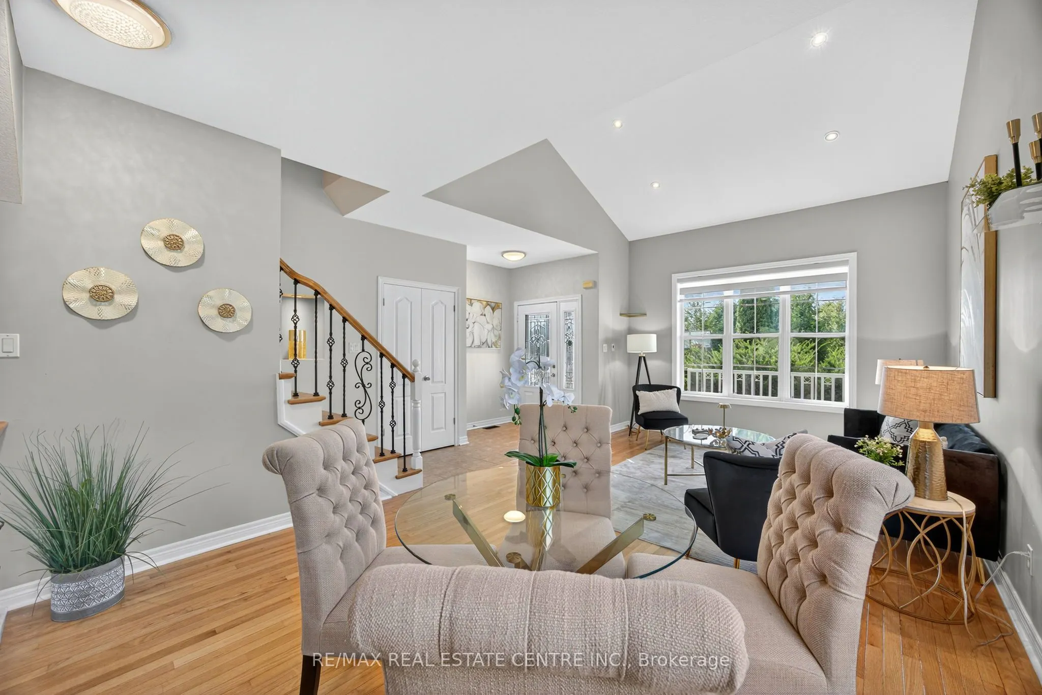 37 Woodland Drive