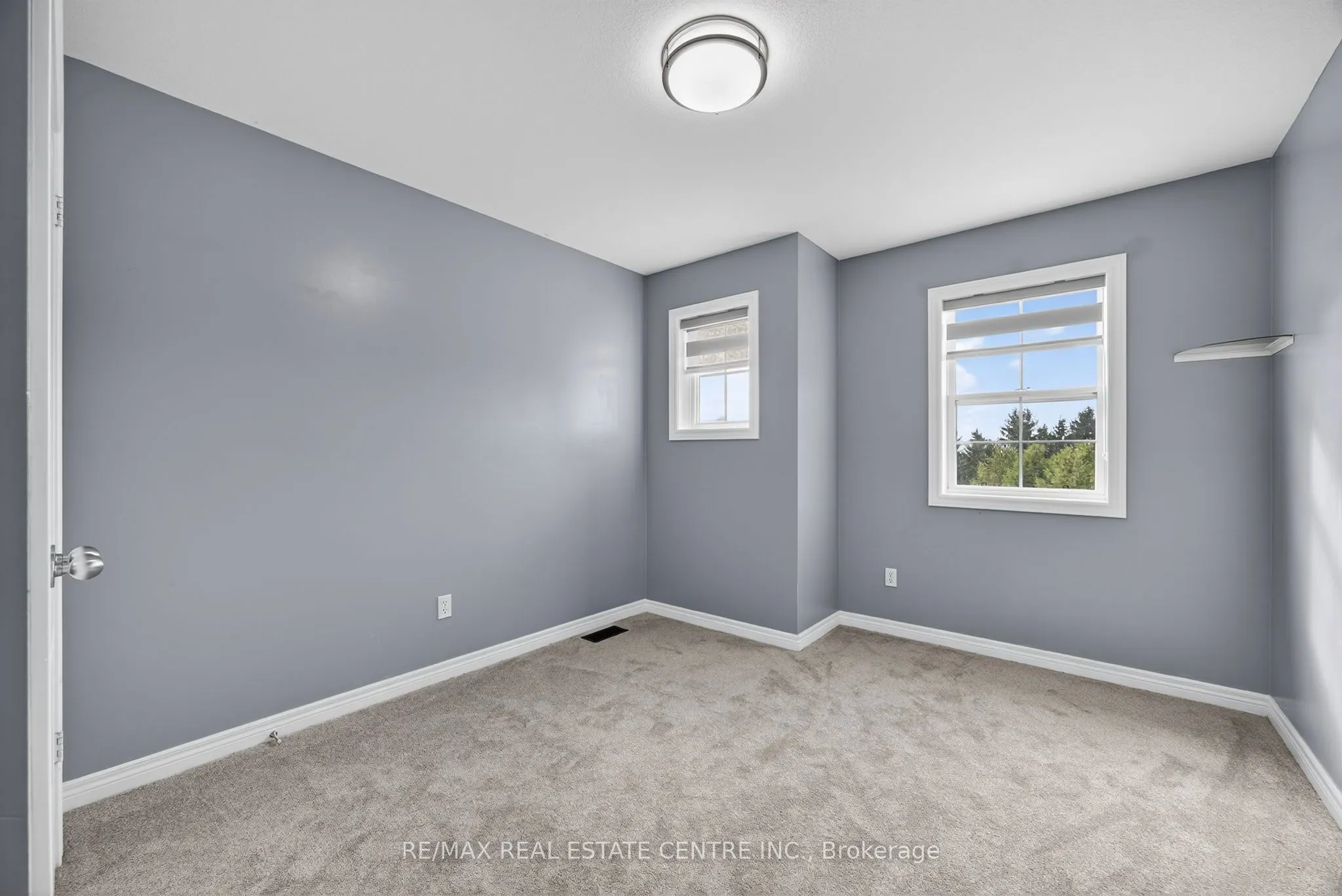 37 Woodland Drive
