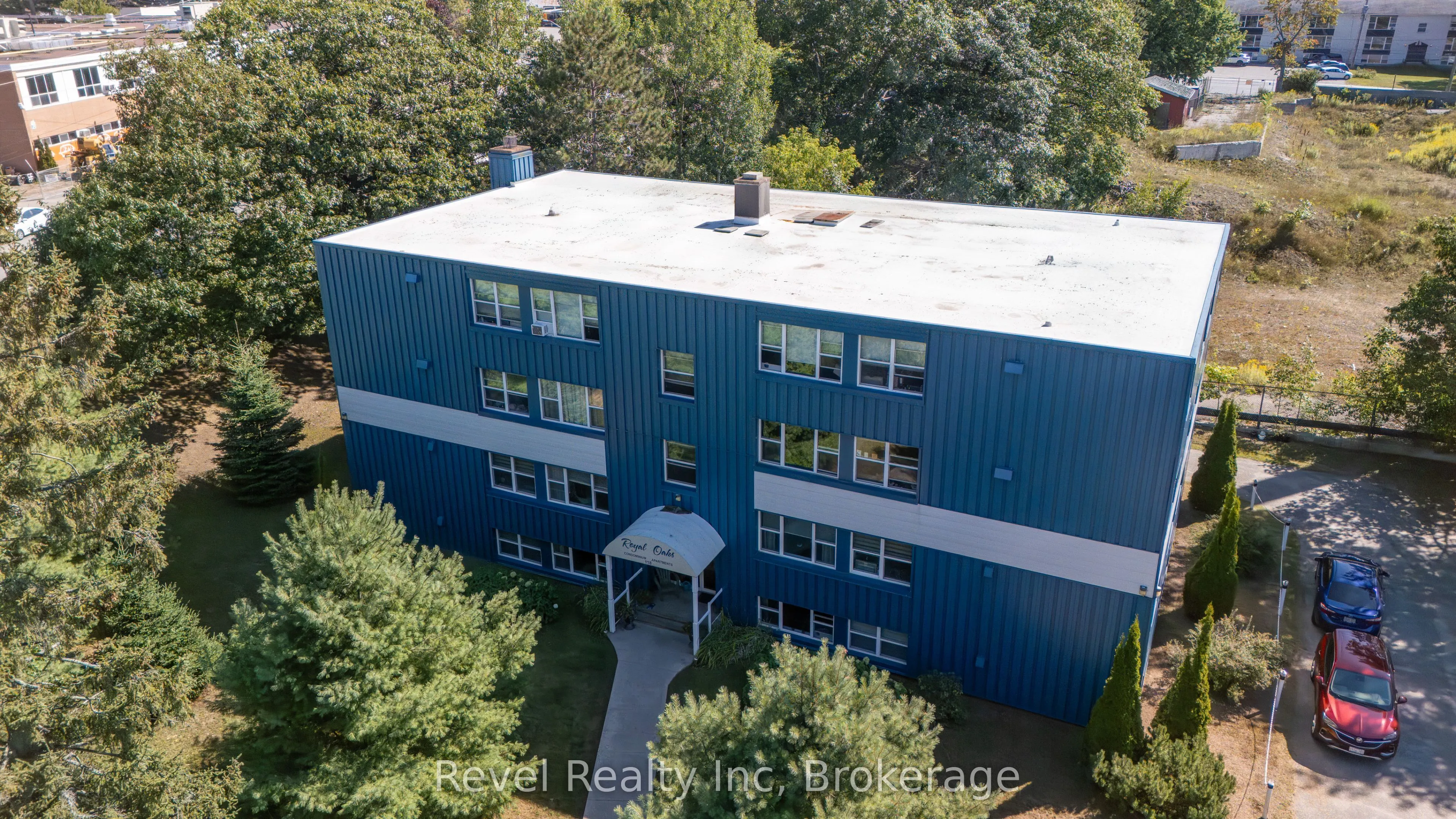 118 Isabella Street, #11
