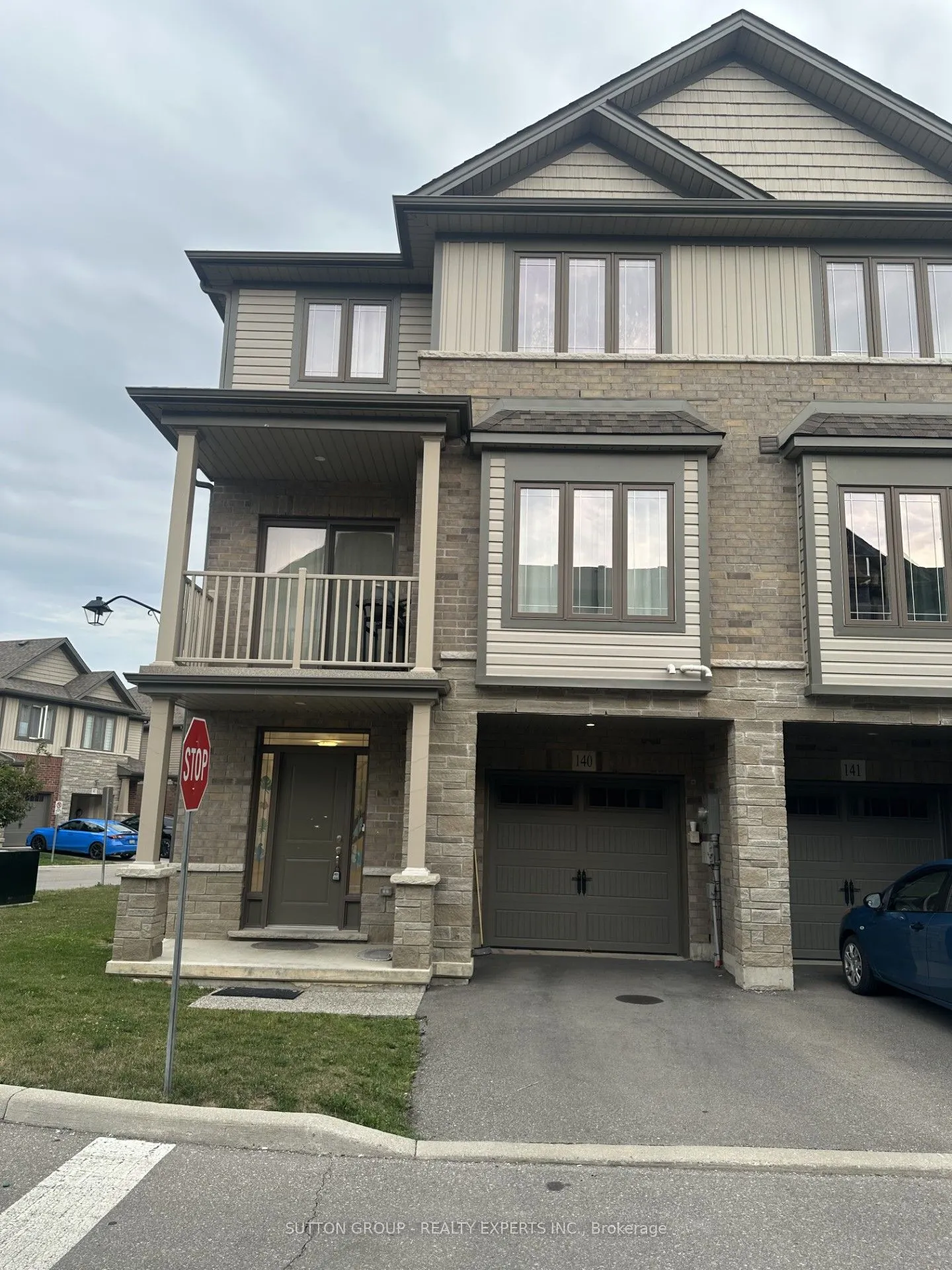 77 Diana Av Avenue, #140