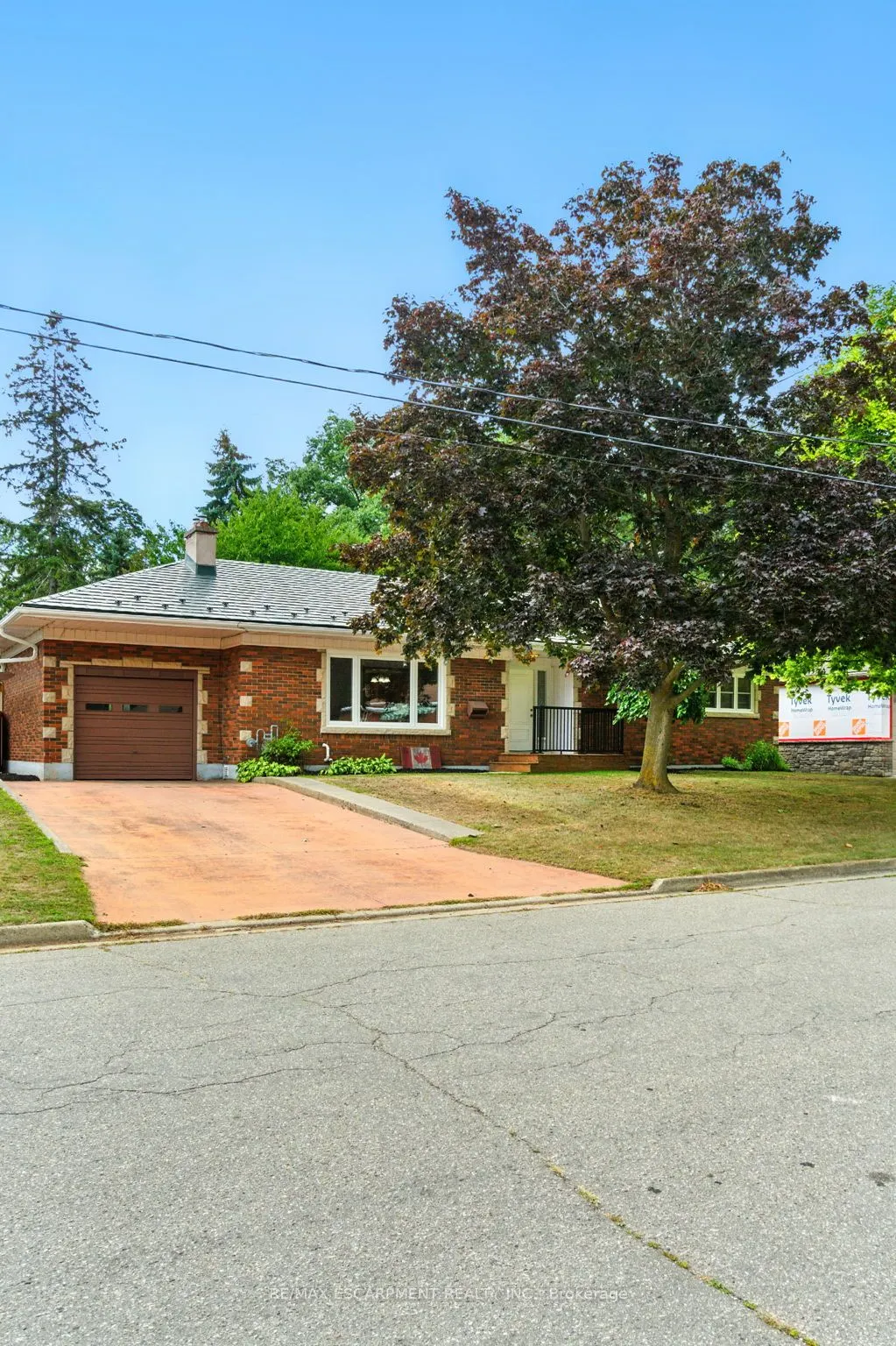 10 SHEFFIELD Avenue