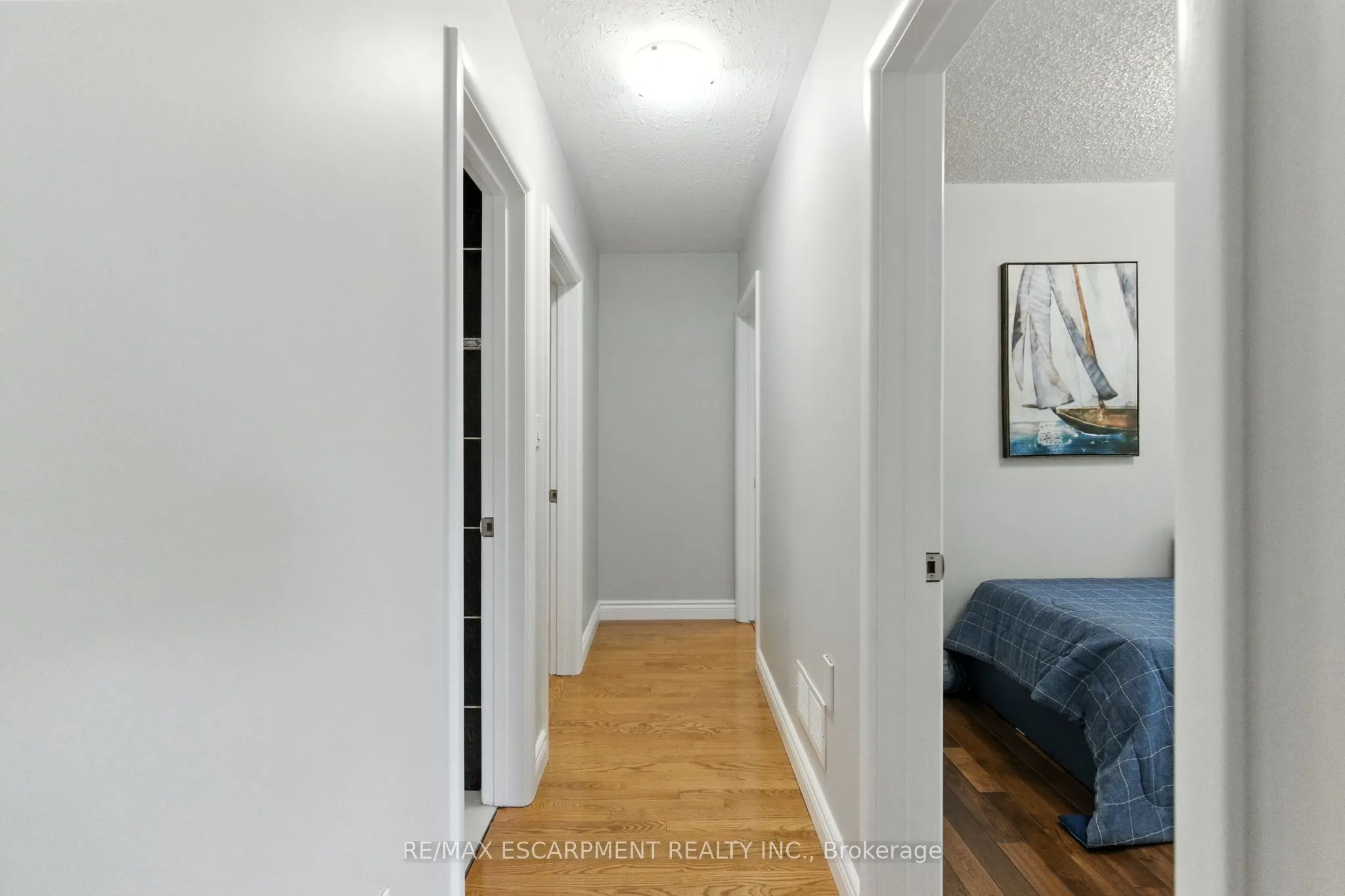 10 SHEFFIELD Avenue