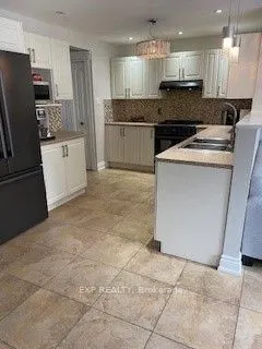 12 Dewberry Crescent