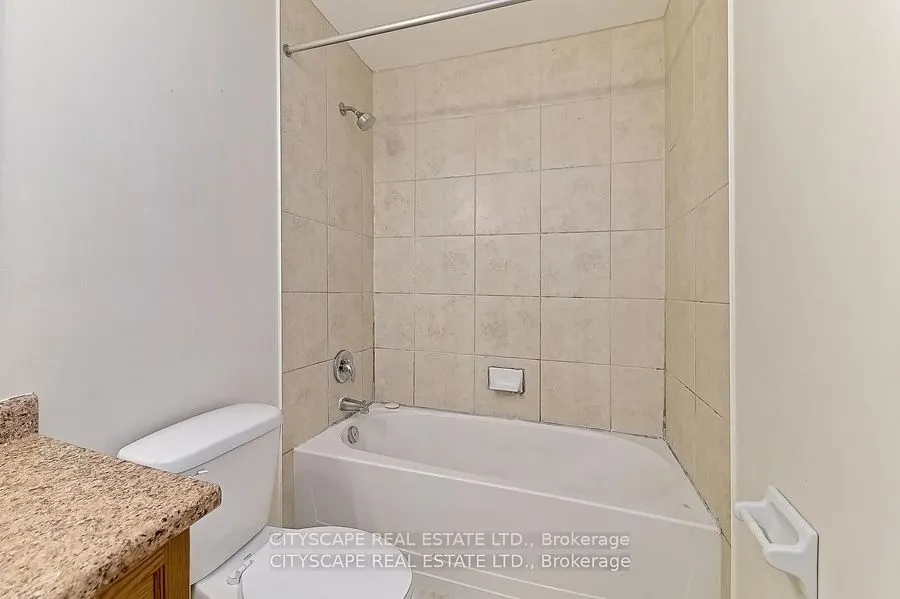128 Palacebeach Trail