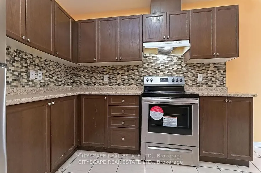 128 Palacebeach Trail