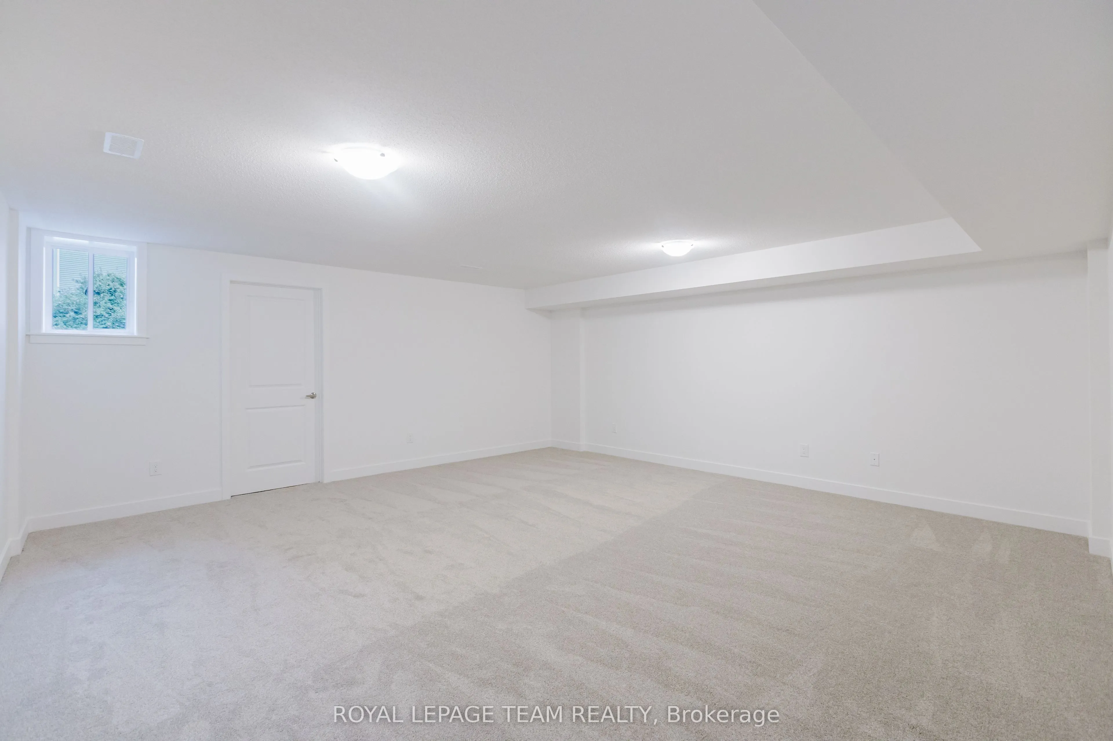 805 Anciano Crescent