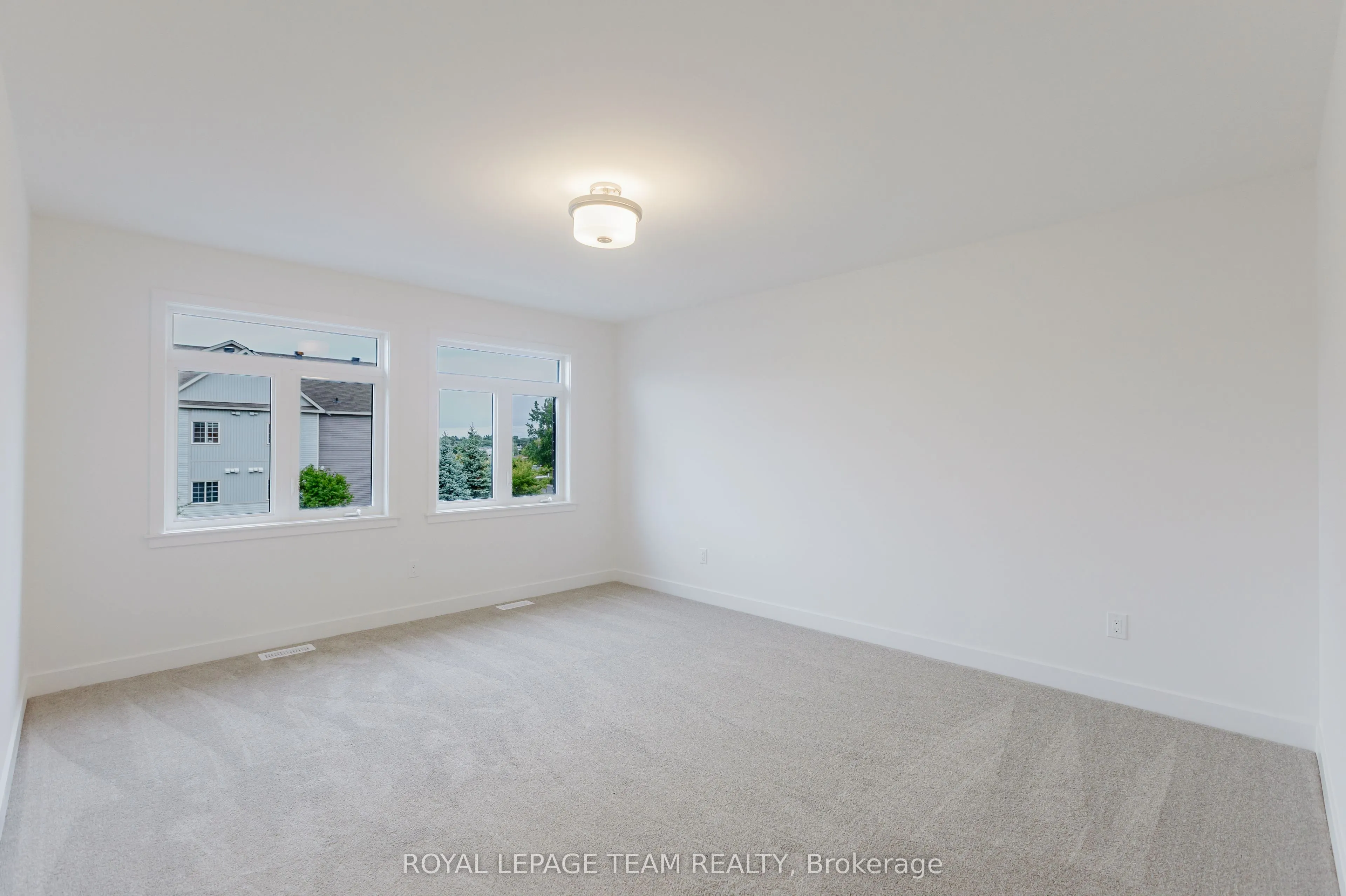 805 Anciano Crescent