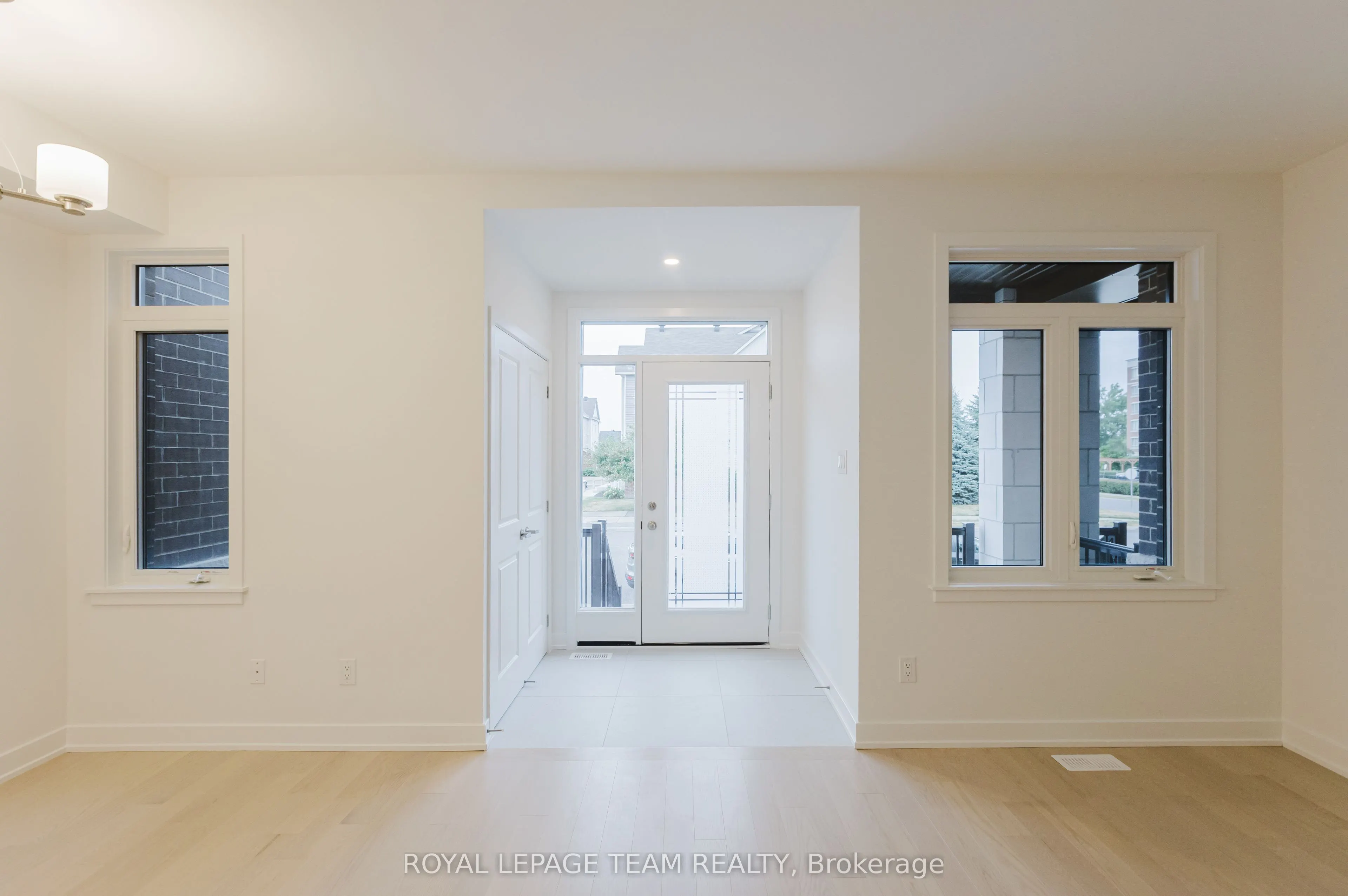 805 Anciano Crescent