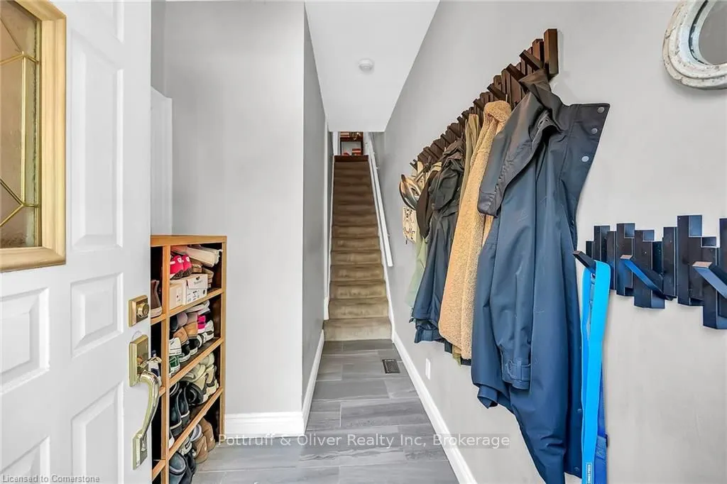 49 East Bend Avenue S