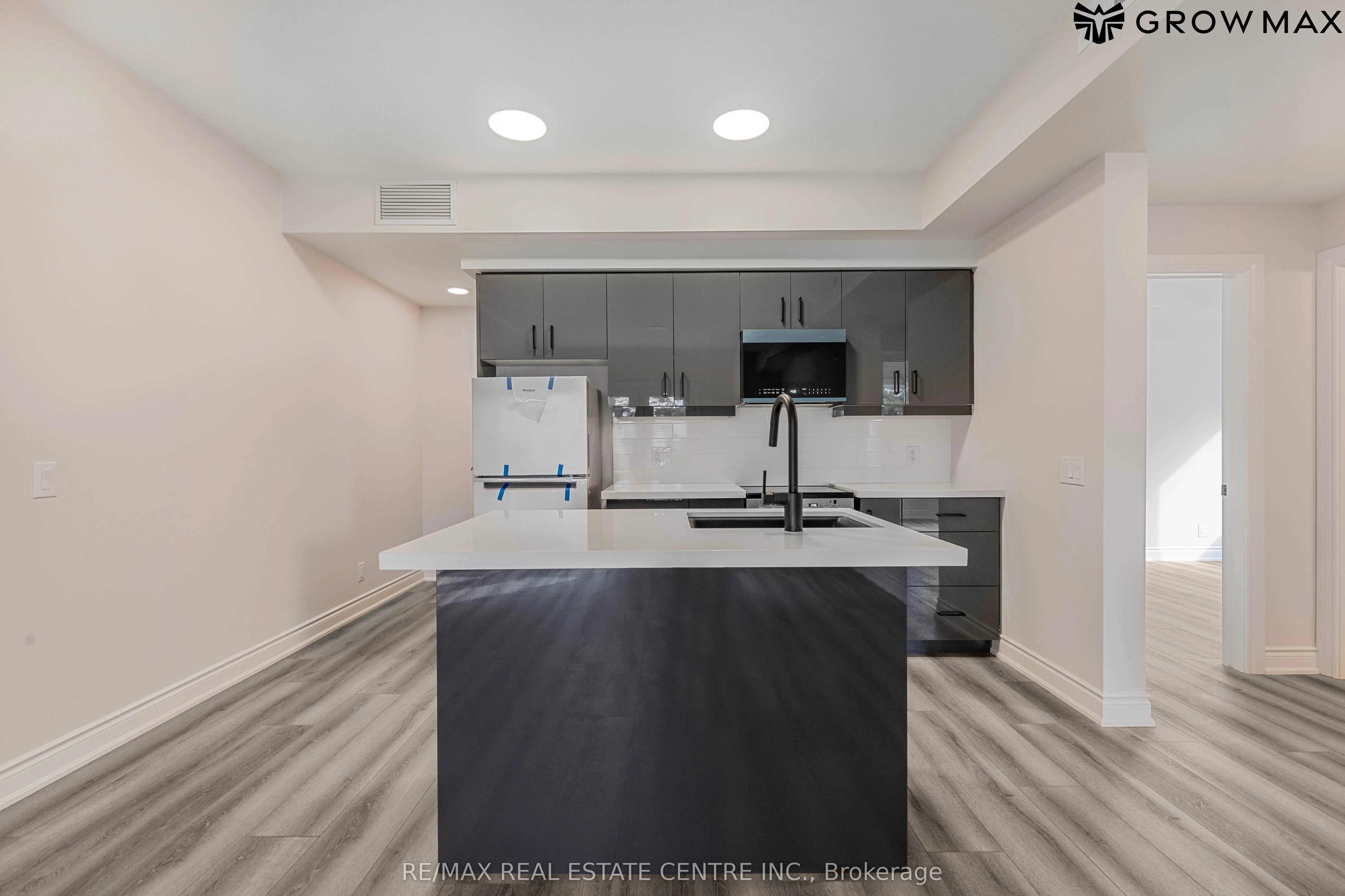 261 King Street E, #202-2B
