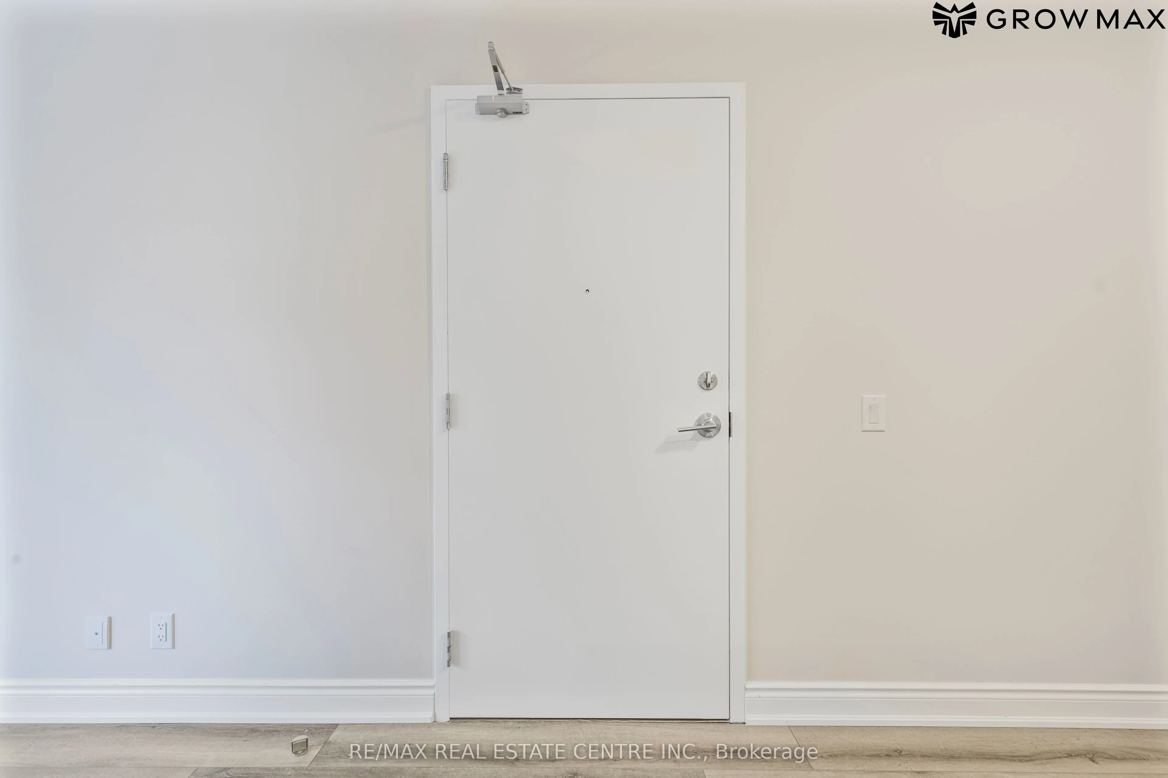 261 King Street E, #202-2B