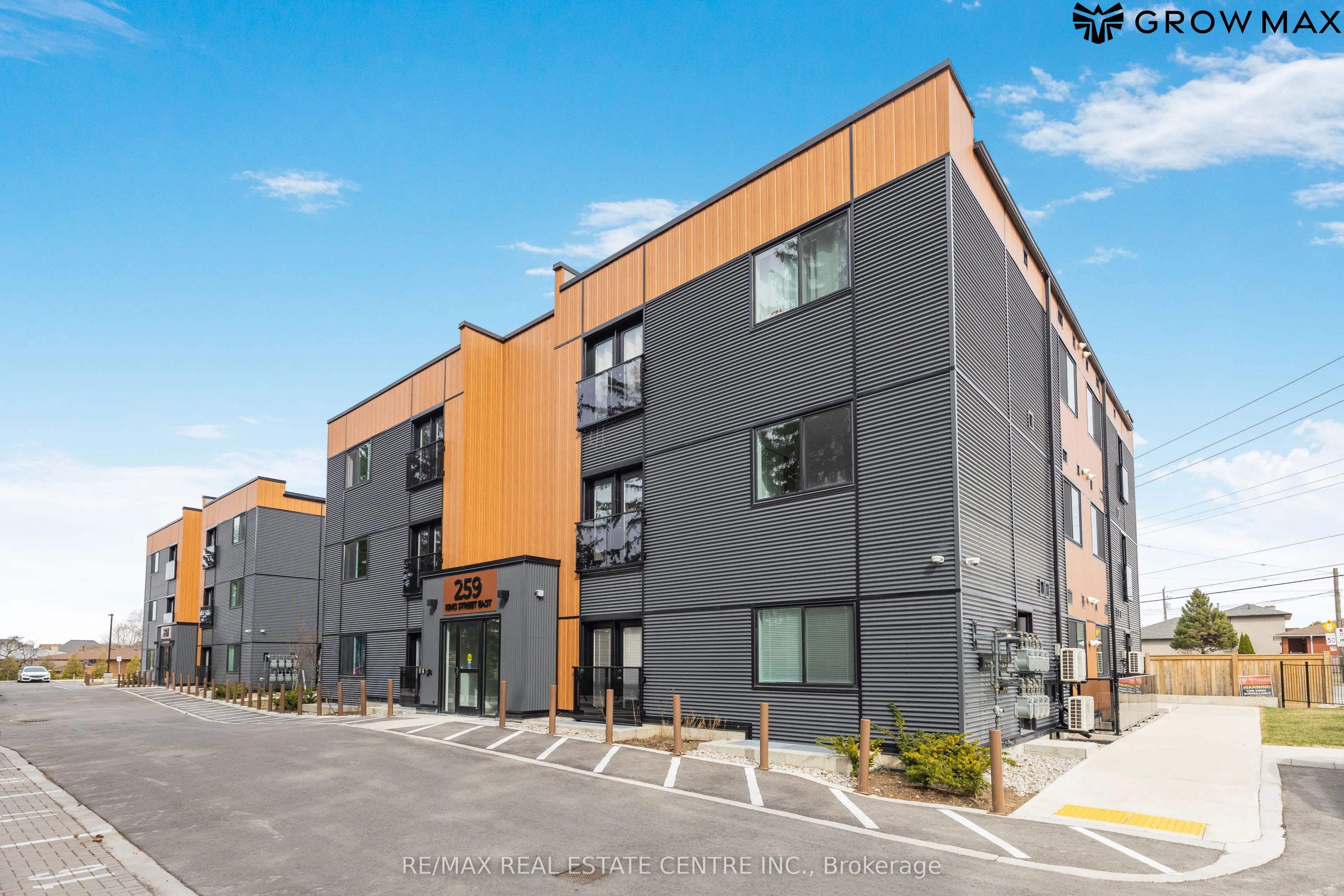 261 King Street E, #202-2B
