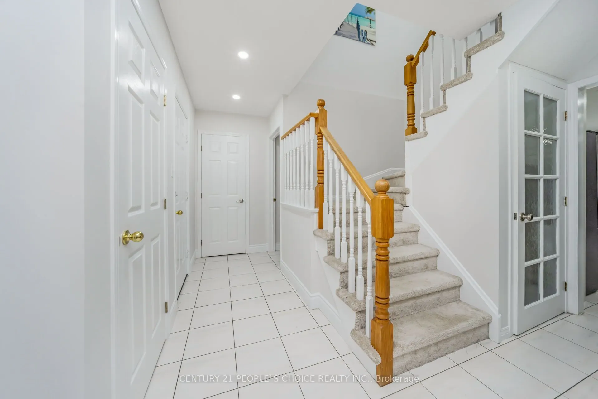 10 Hillgarden Drive