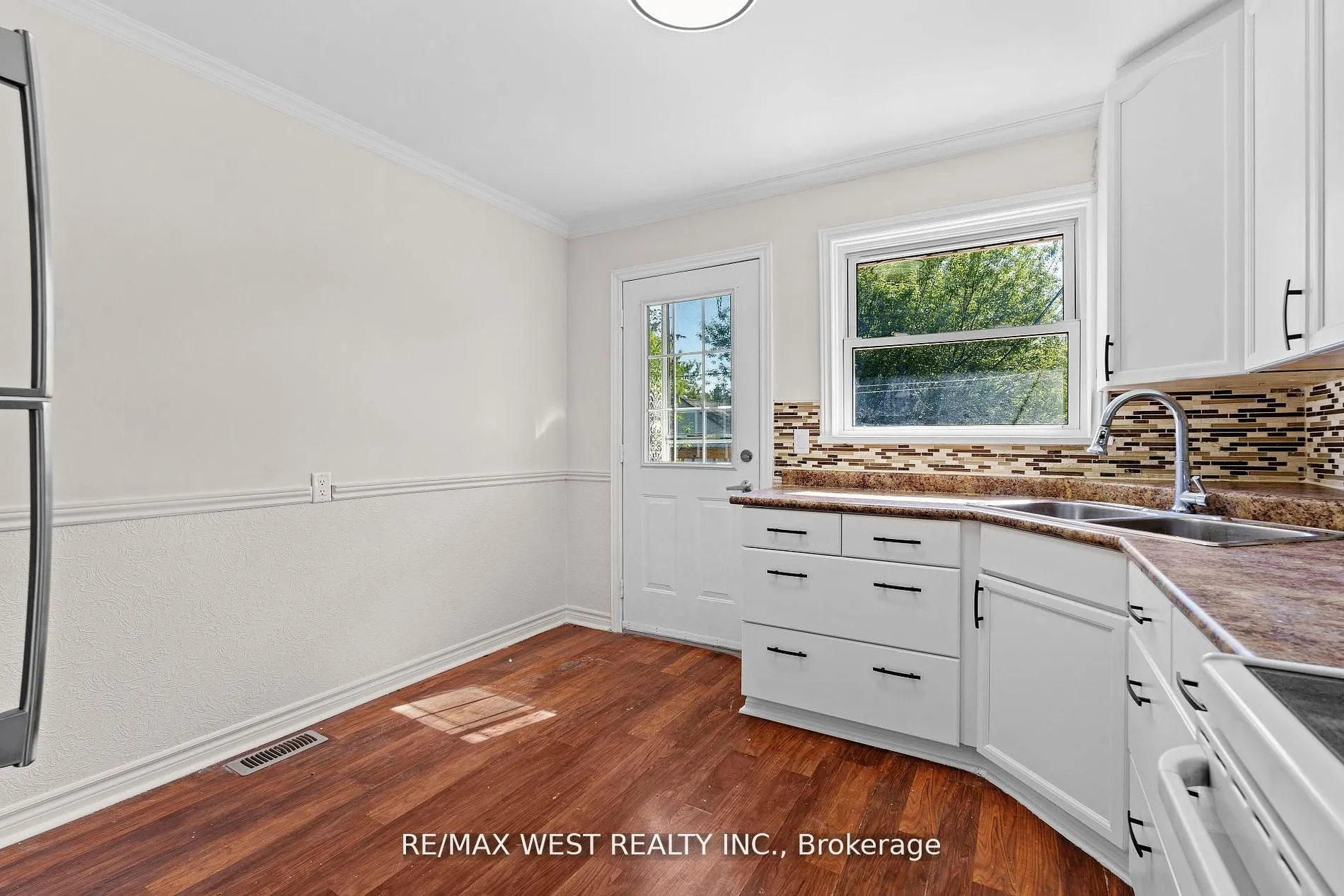 145 First Avenue, #Main