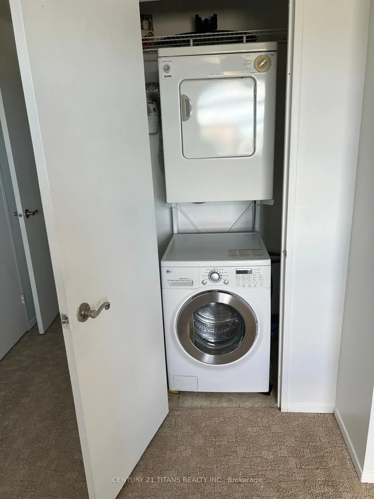 931 Wonderland Road, #702