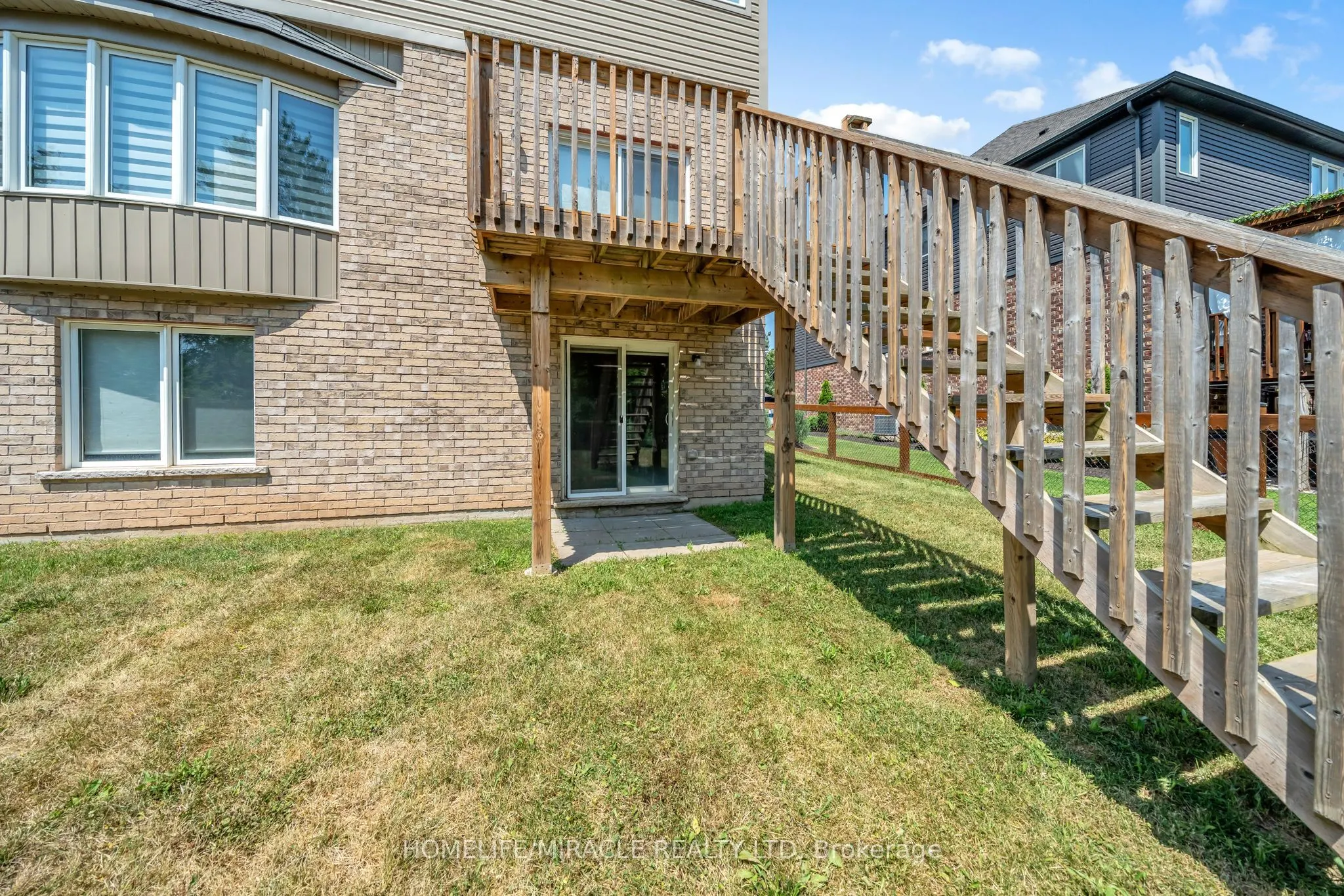 3547 Dominion Road S