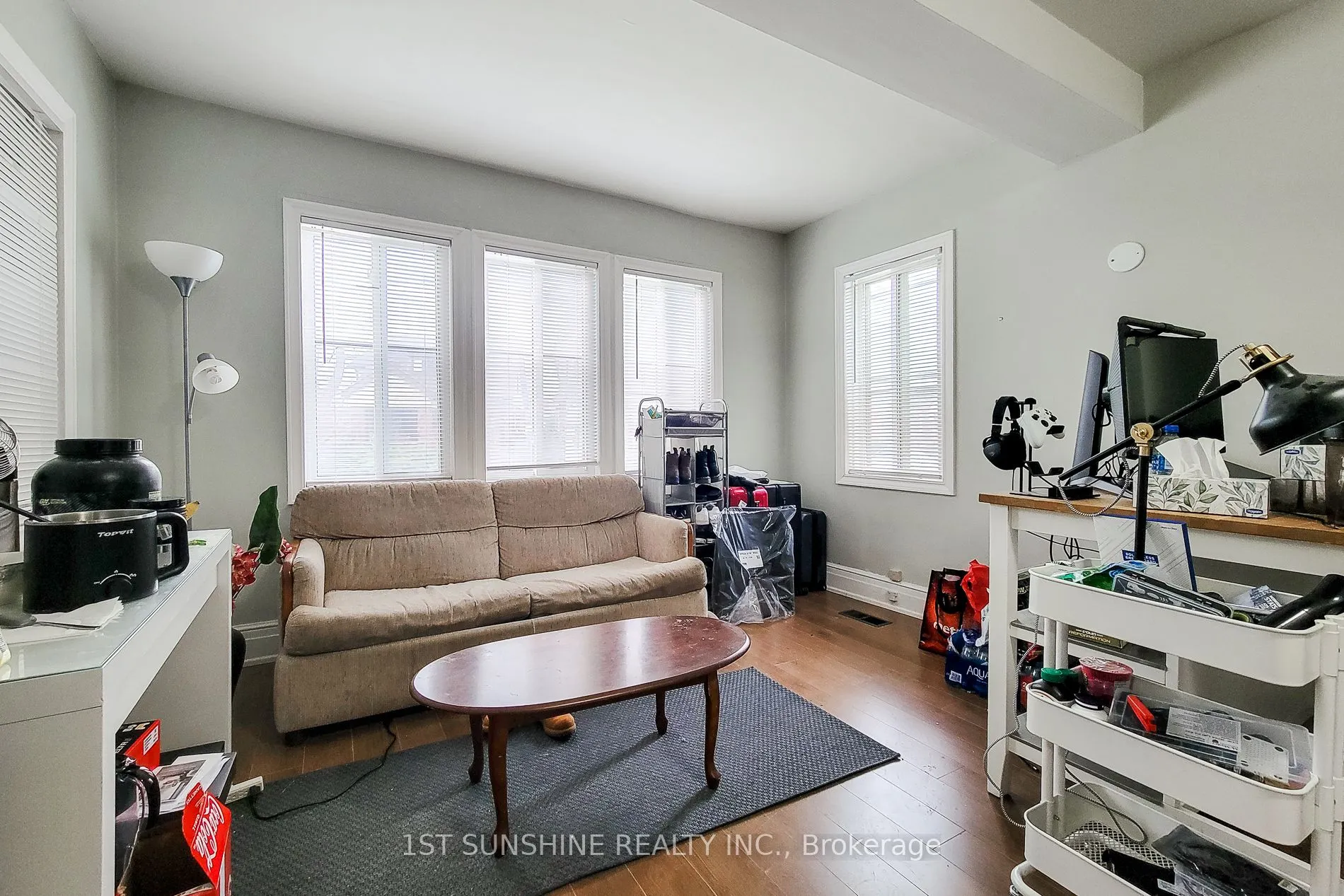 63 Paisley Avenue S