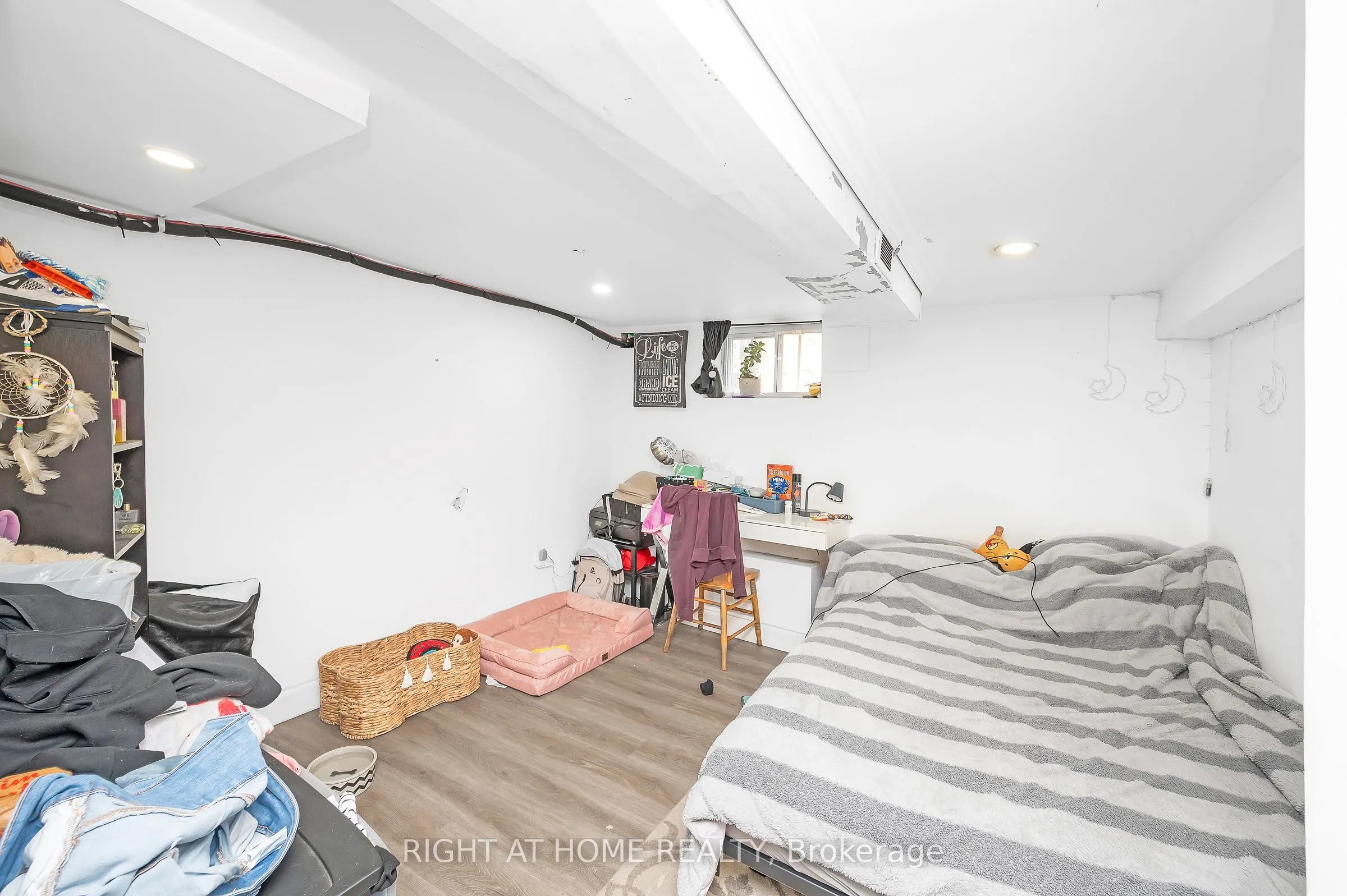 18 Huntley Street