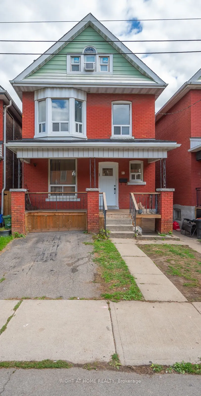 18 Huntley Street