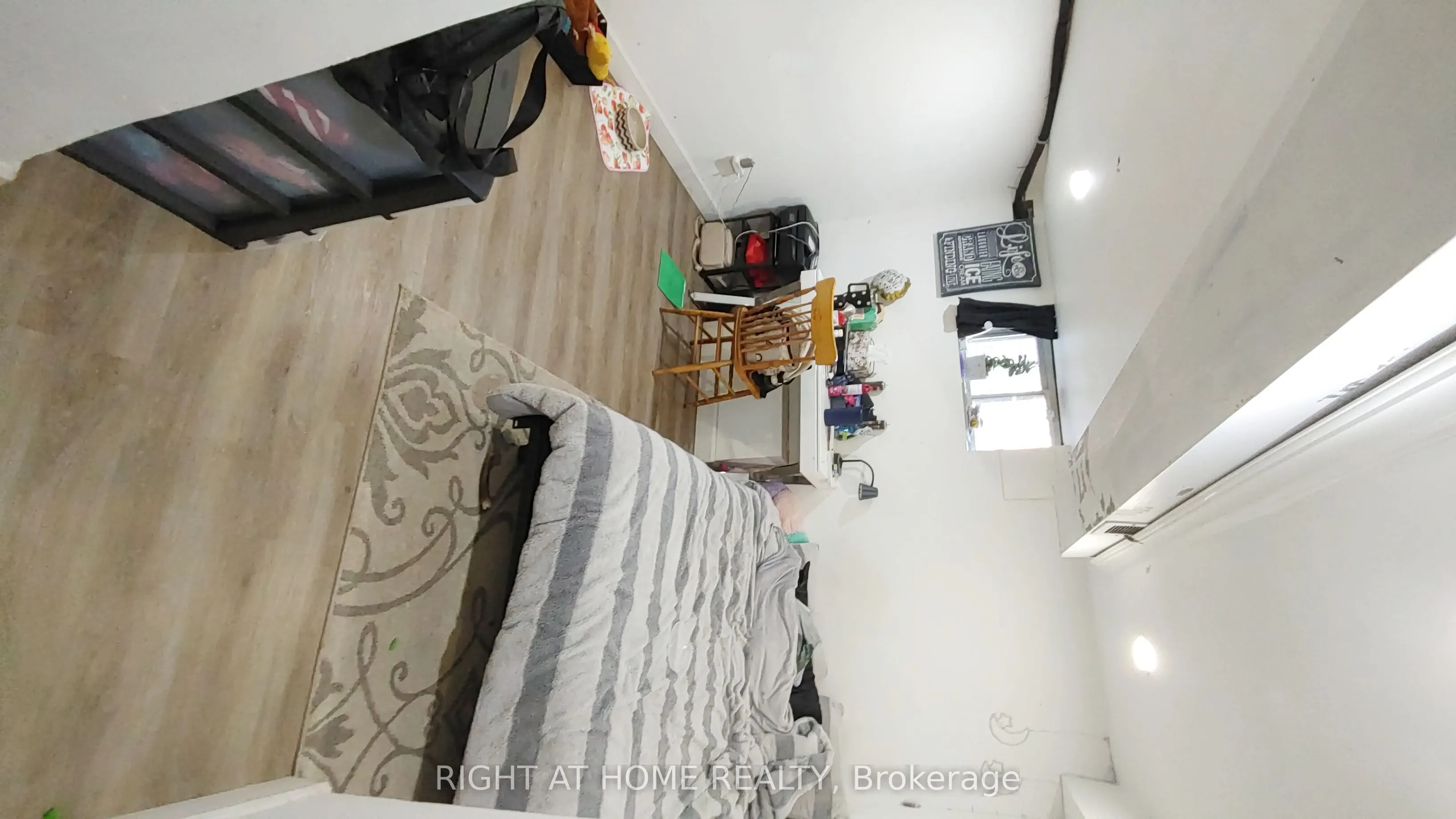 18 Huntley Street