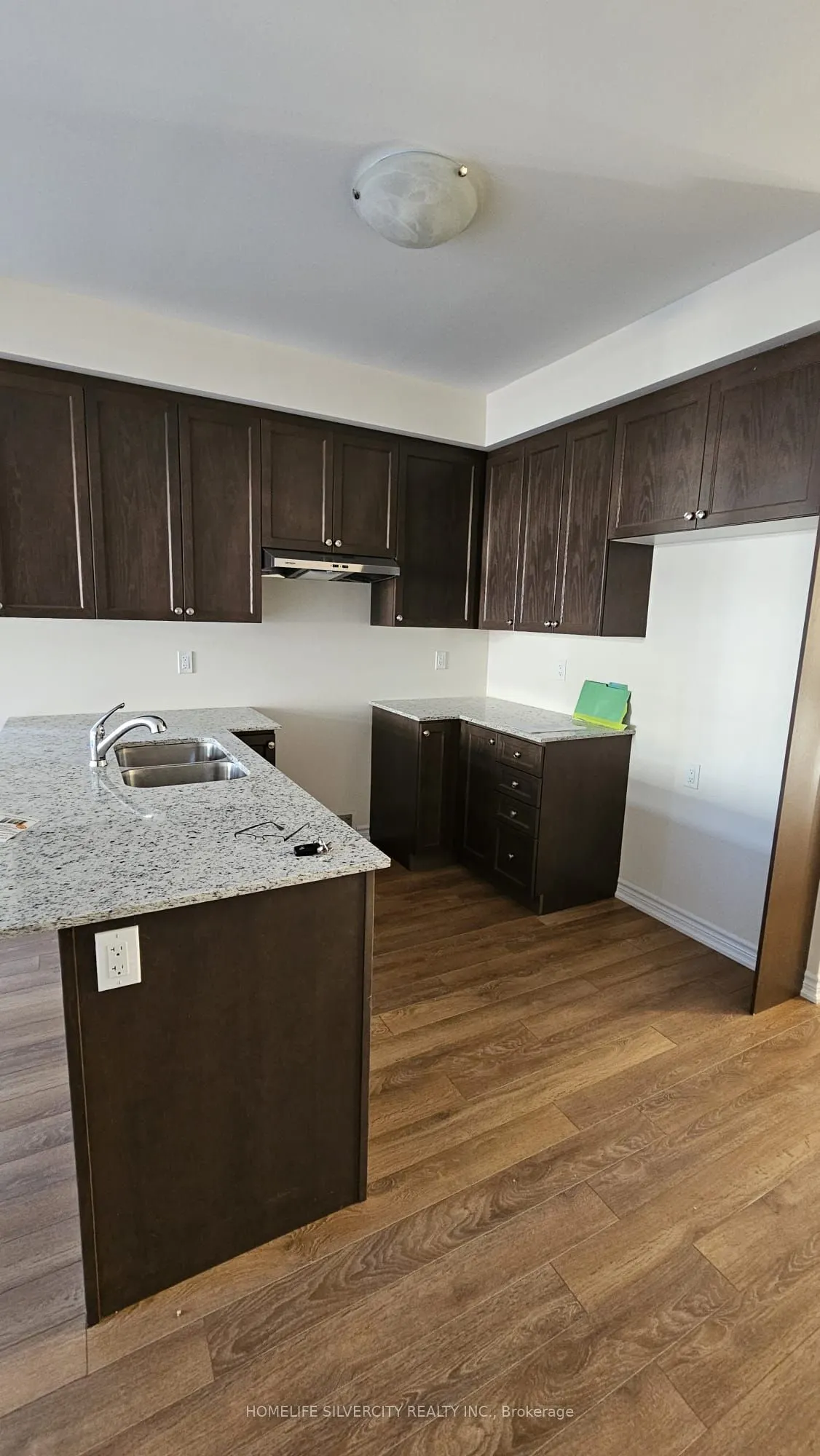 81 MCGILL Avenue