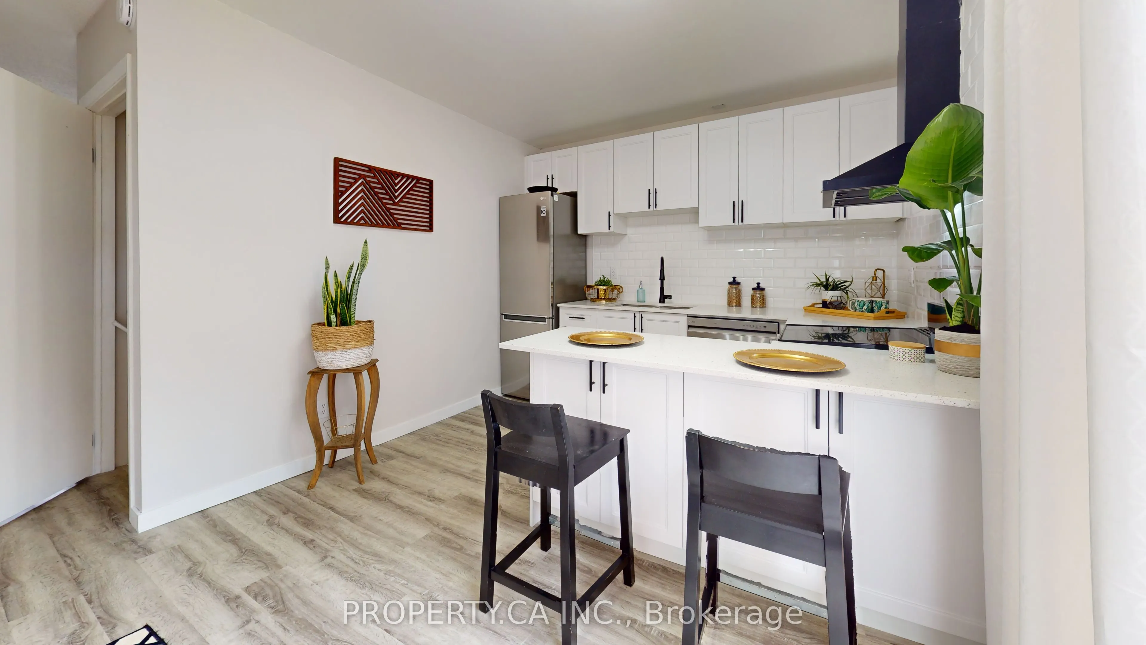 610 George Street N, #5