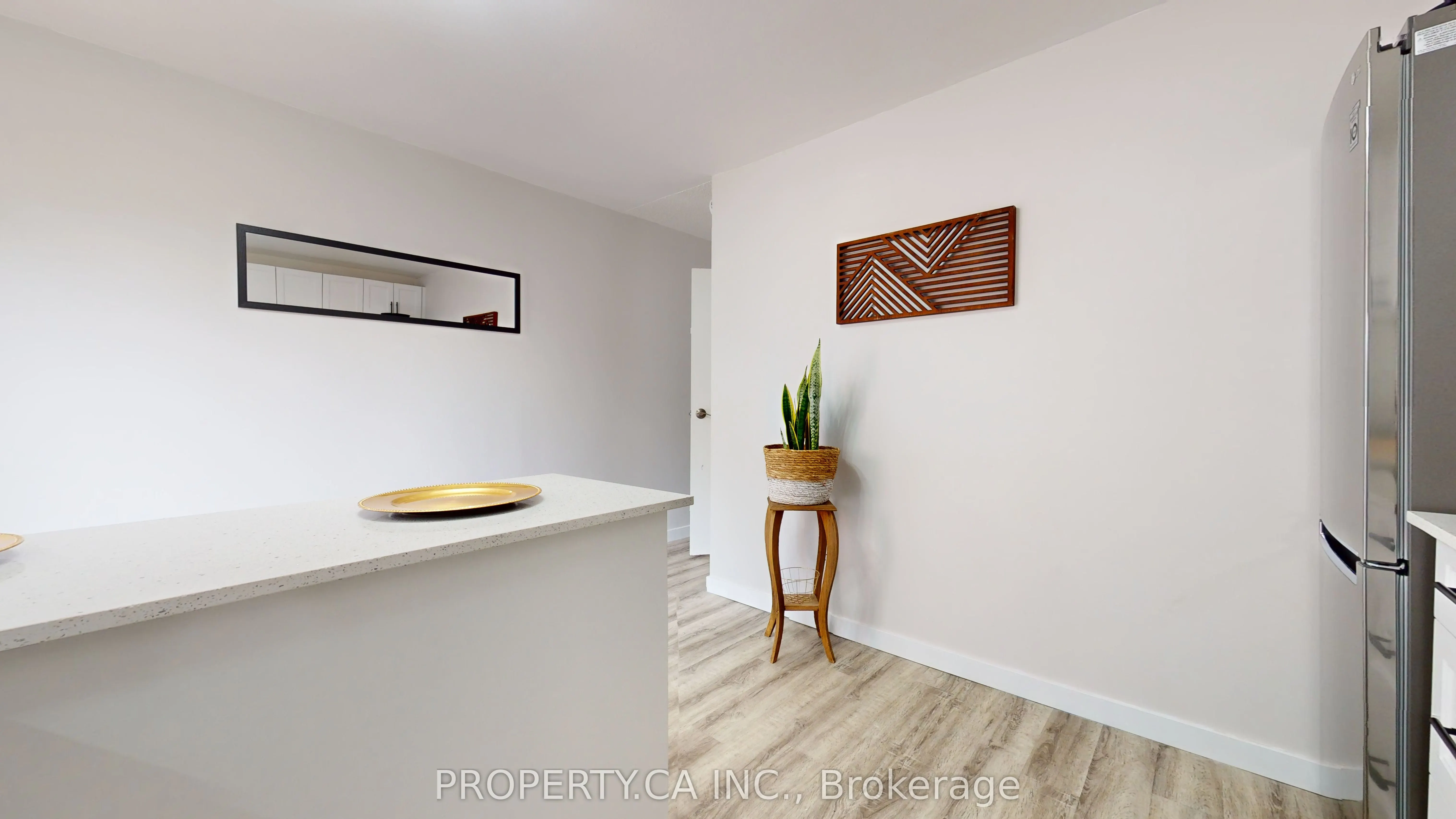 610 George Street N, #5