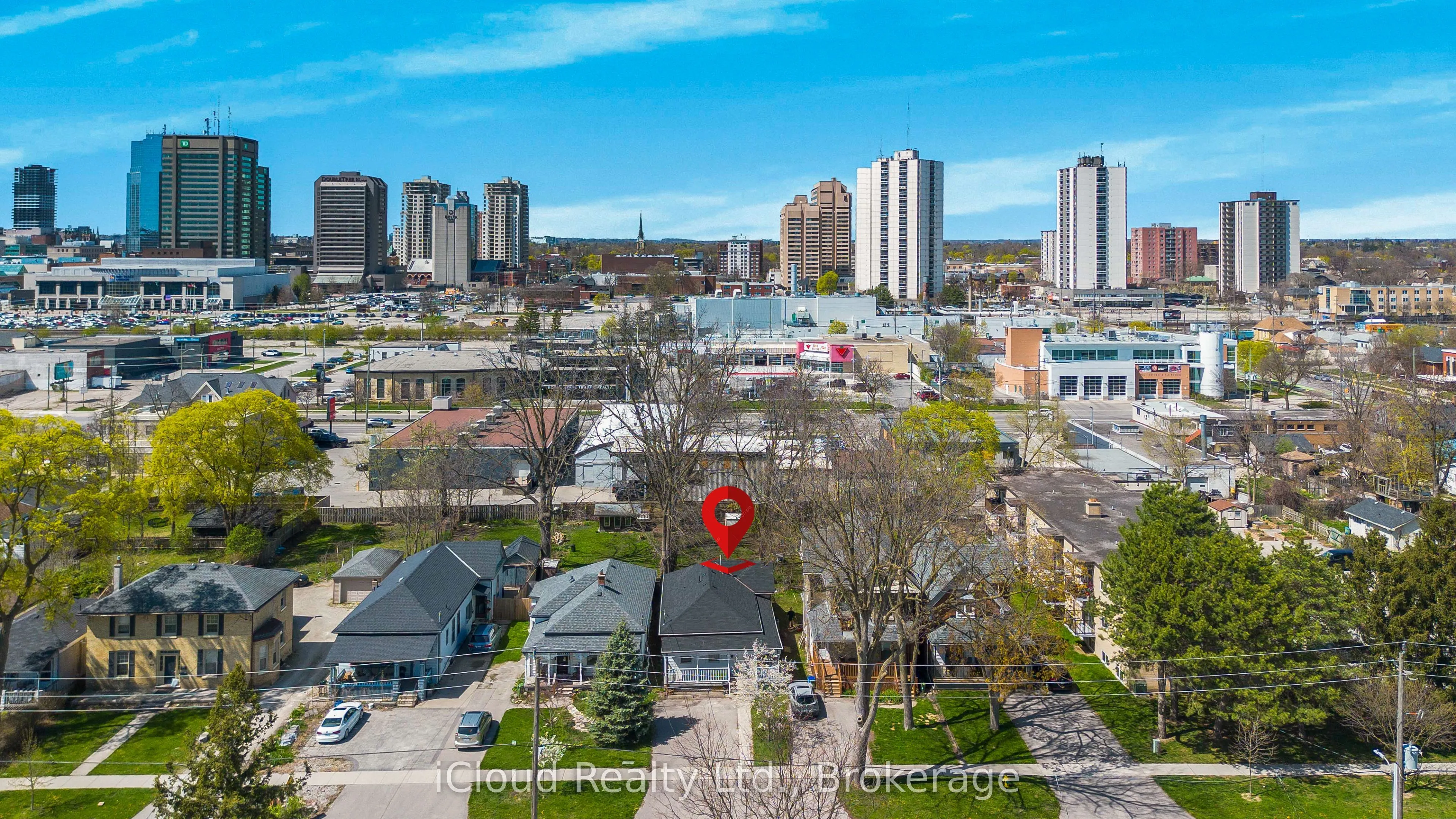 368 Simcoe Street