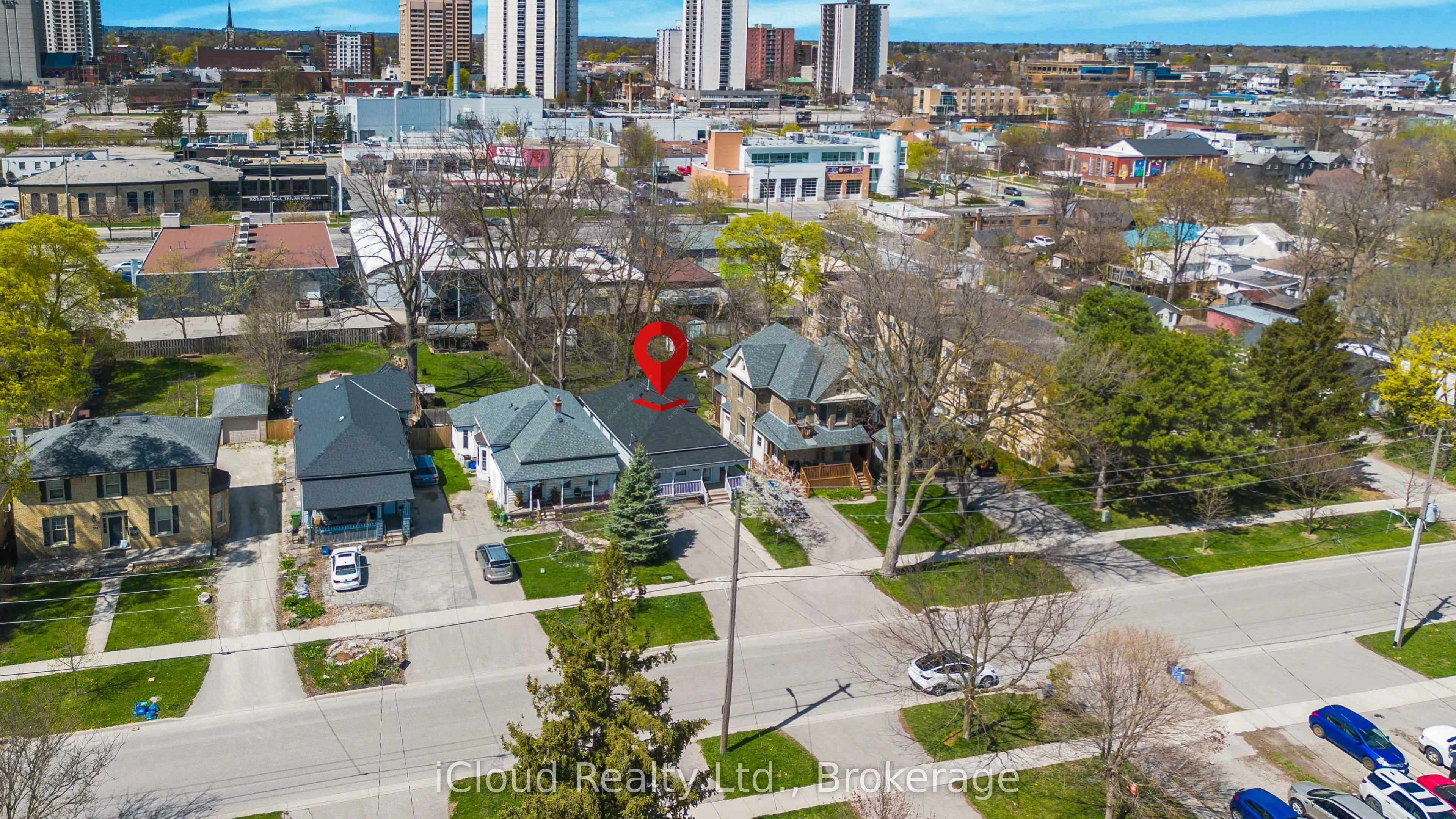 368 Simcoe Street