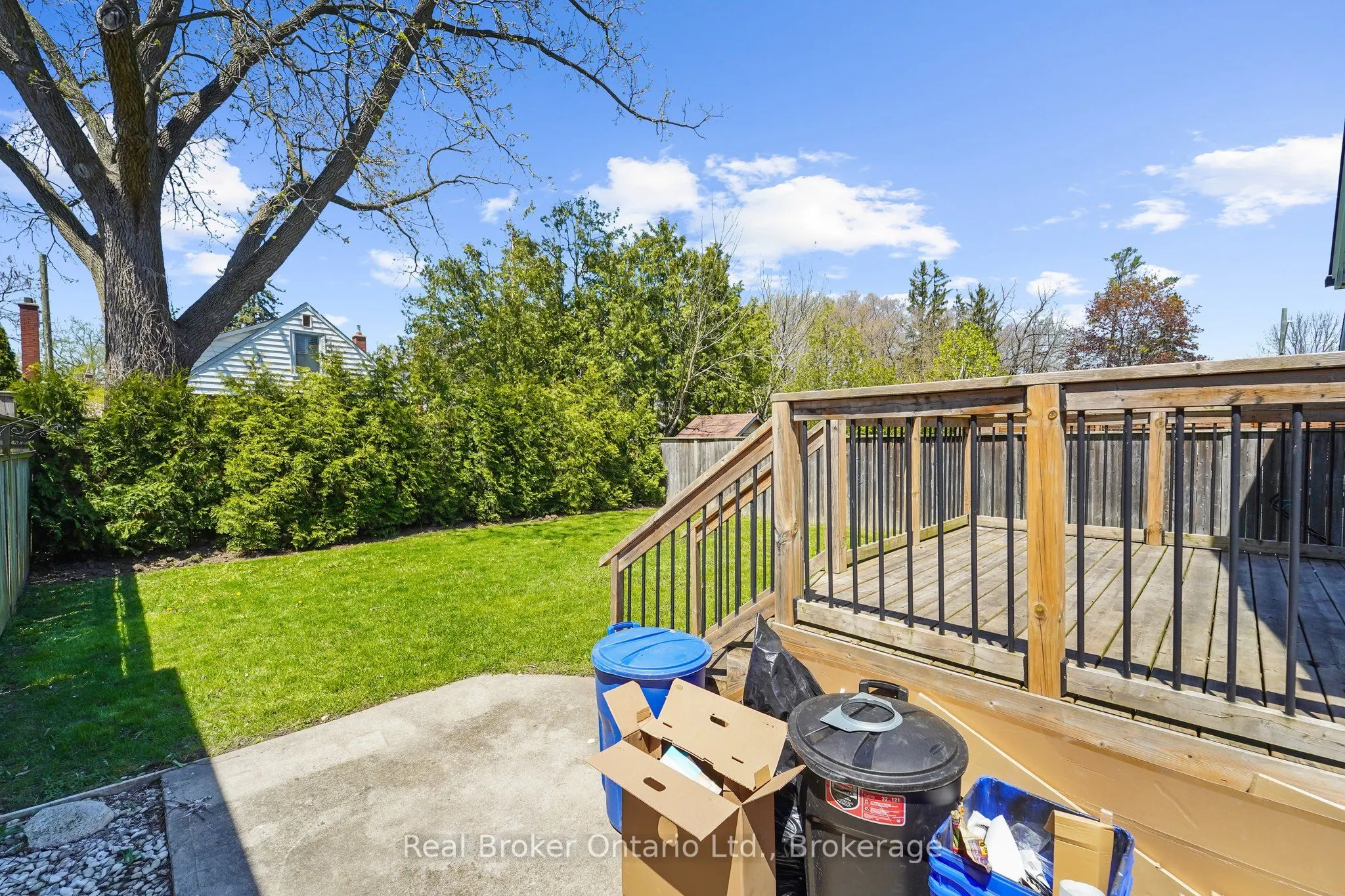 223 BOND Street N, #UPPER
