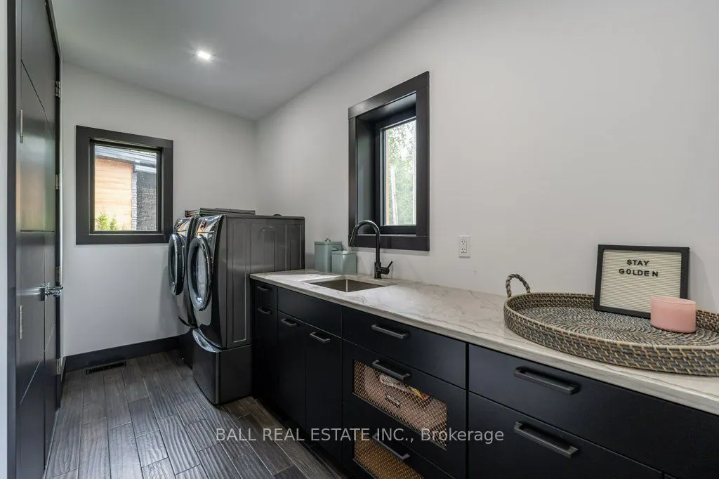 1432 Abrams Road