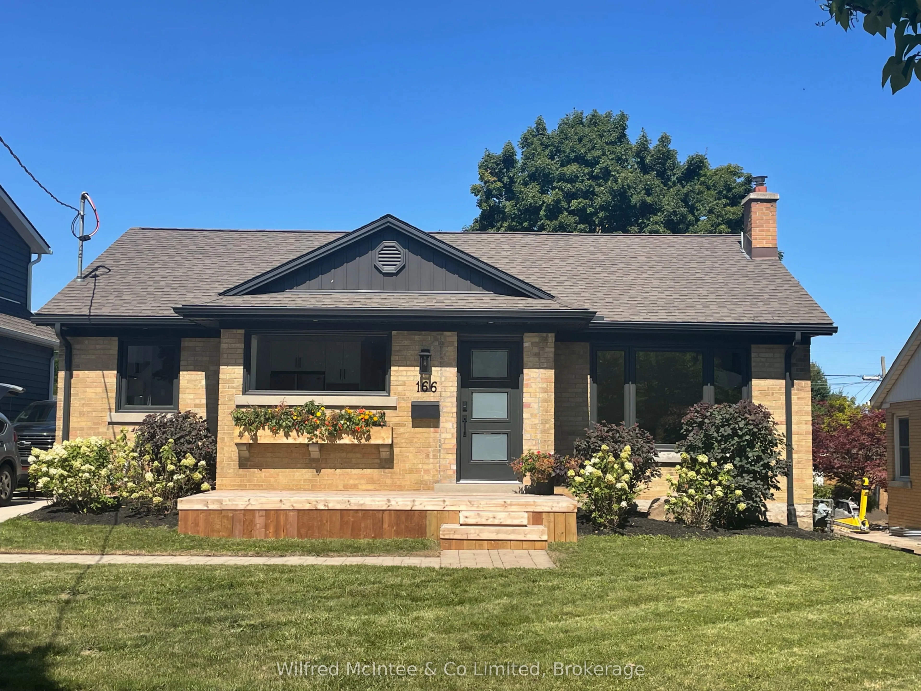 166 Cornwall Street