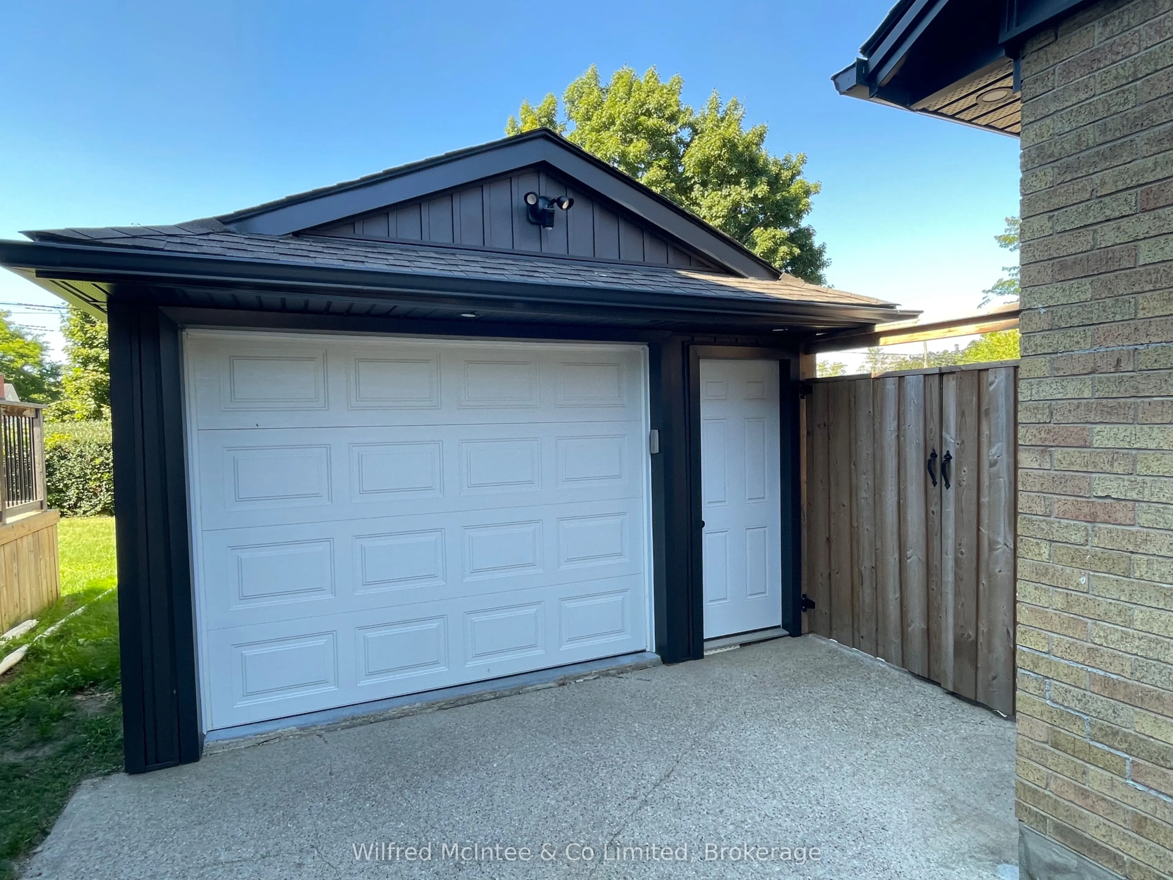 166 Cornwall Street