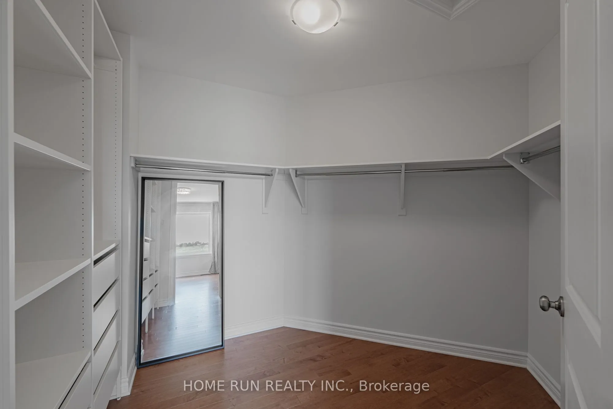 609 Triangle Street