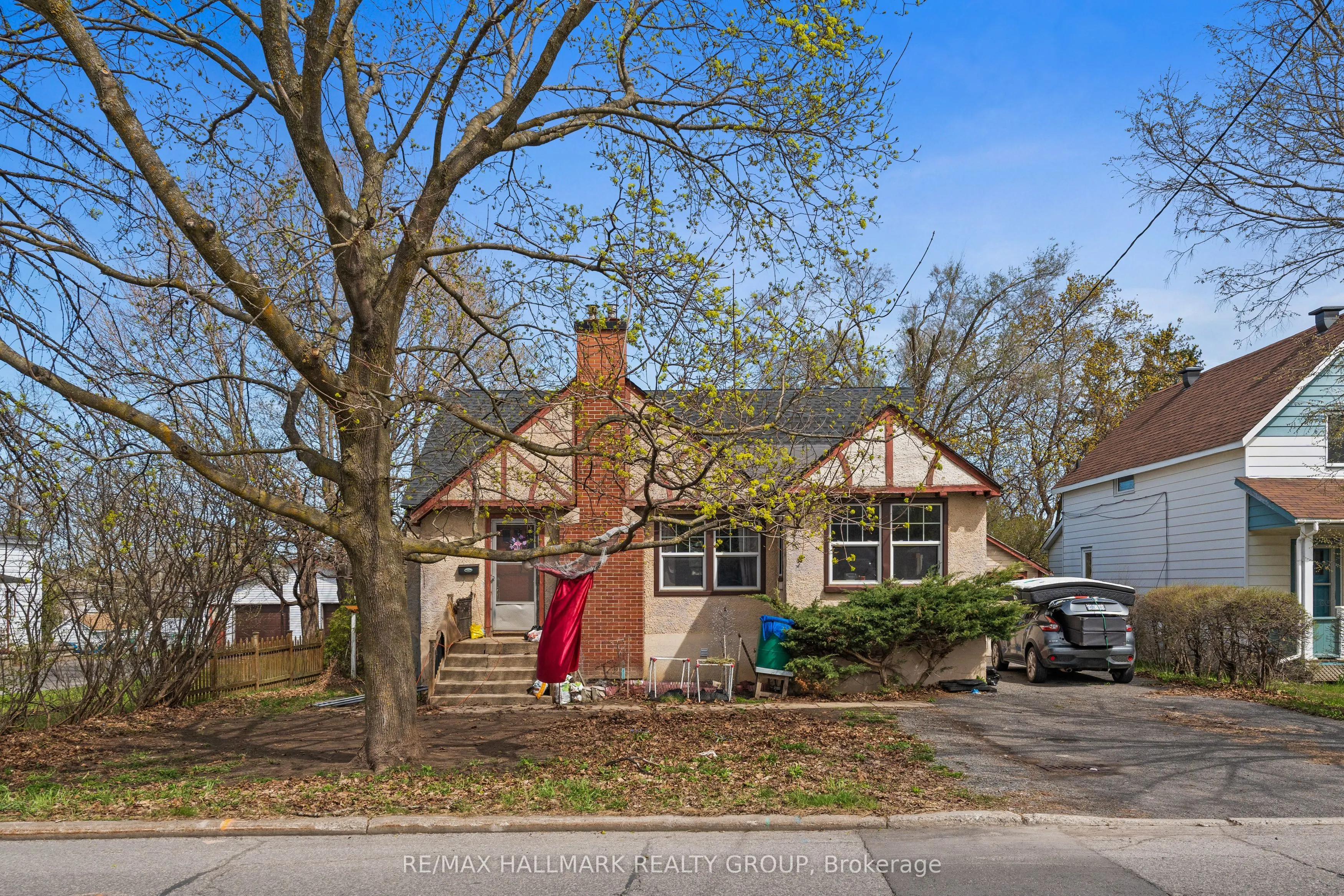 279/285 Pleasant Park Road