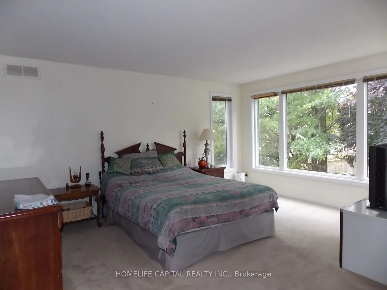 1804 Robinwood Place