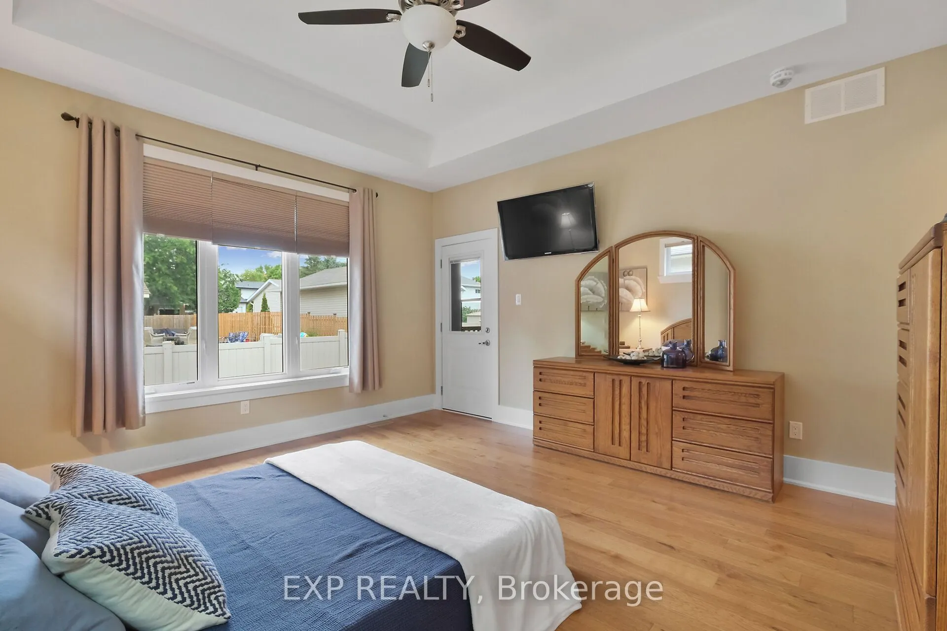 591 Robert Hill Street