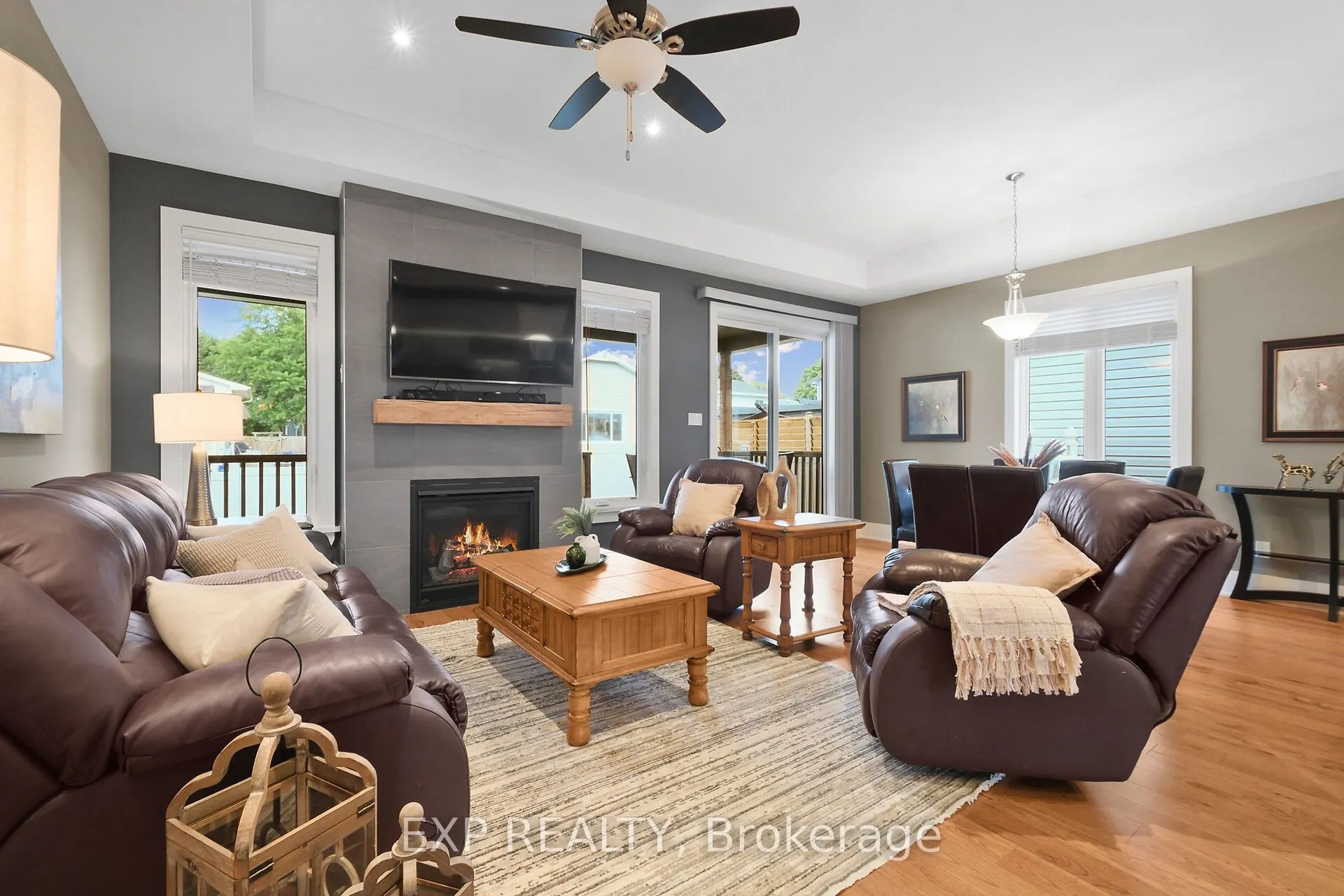 591 Robert Hill Street