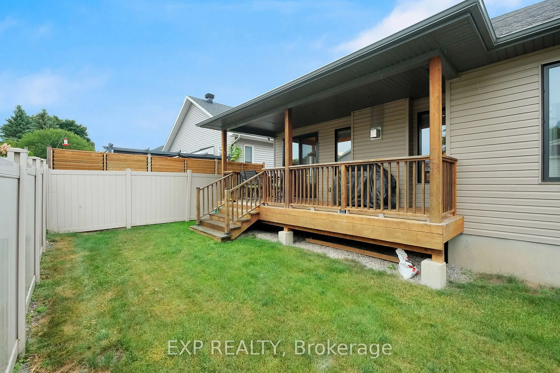 591 Robert Hill Street