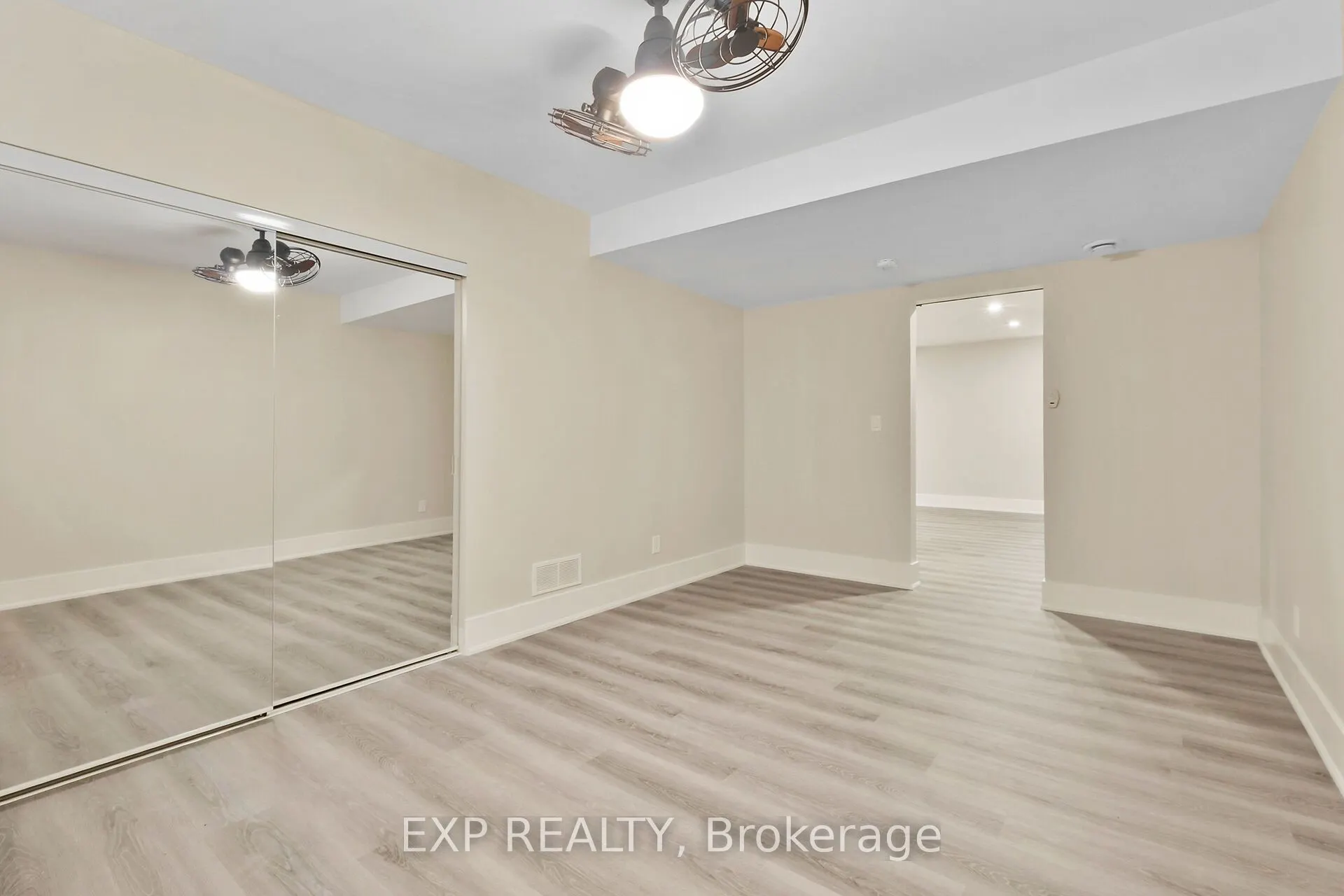 591 Robert Hill Street