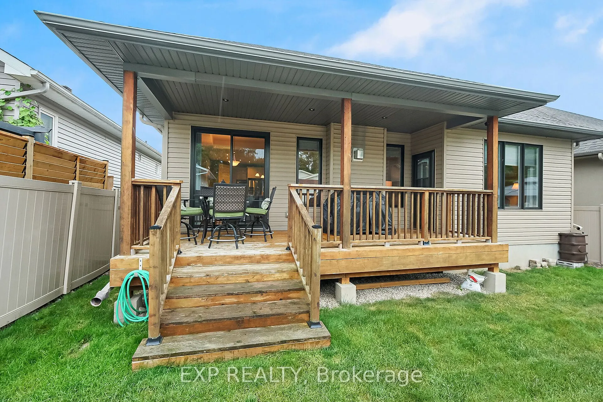 591 Robert Hill Street