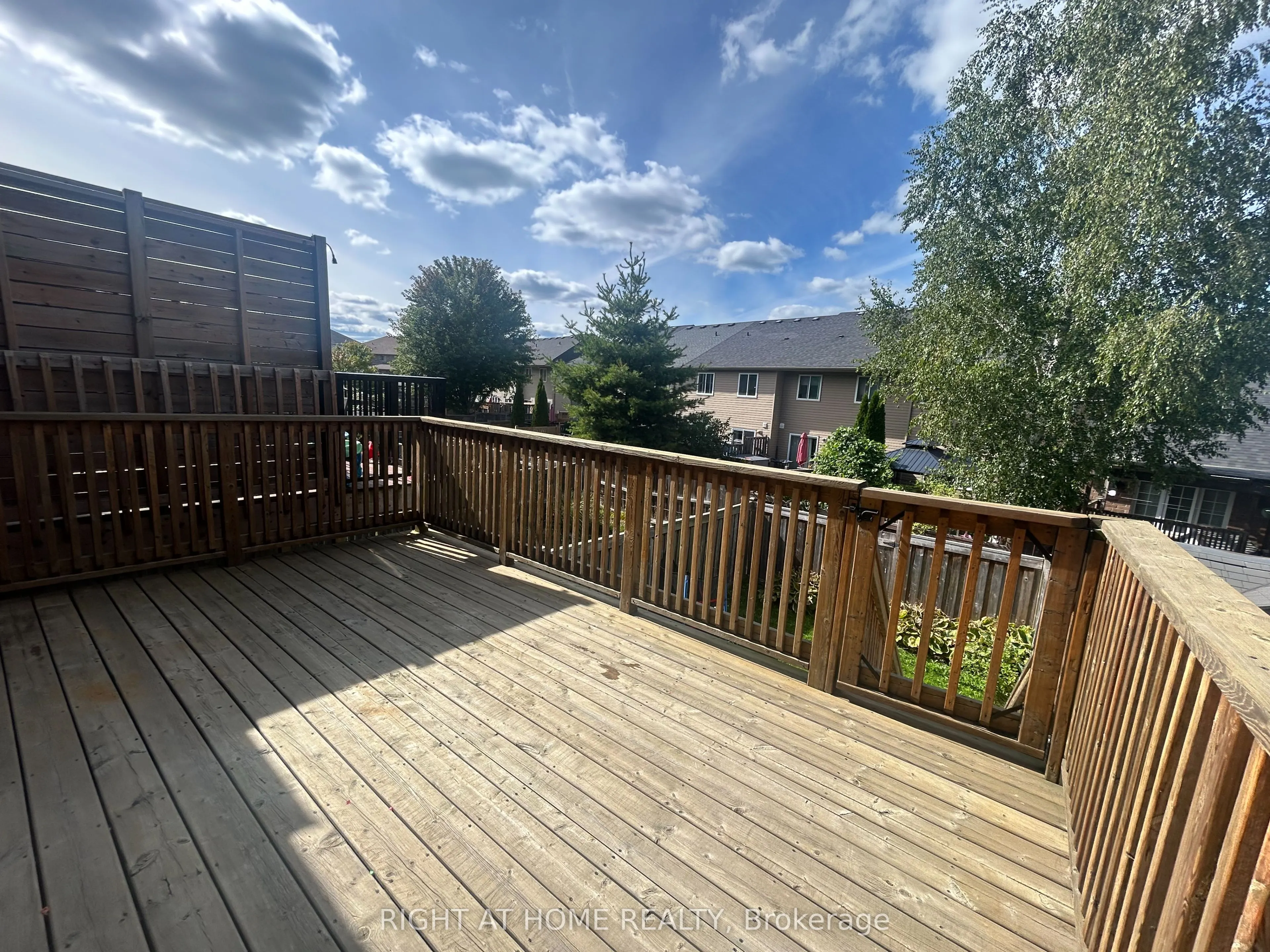 972 Zeller Crescent