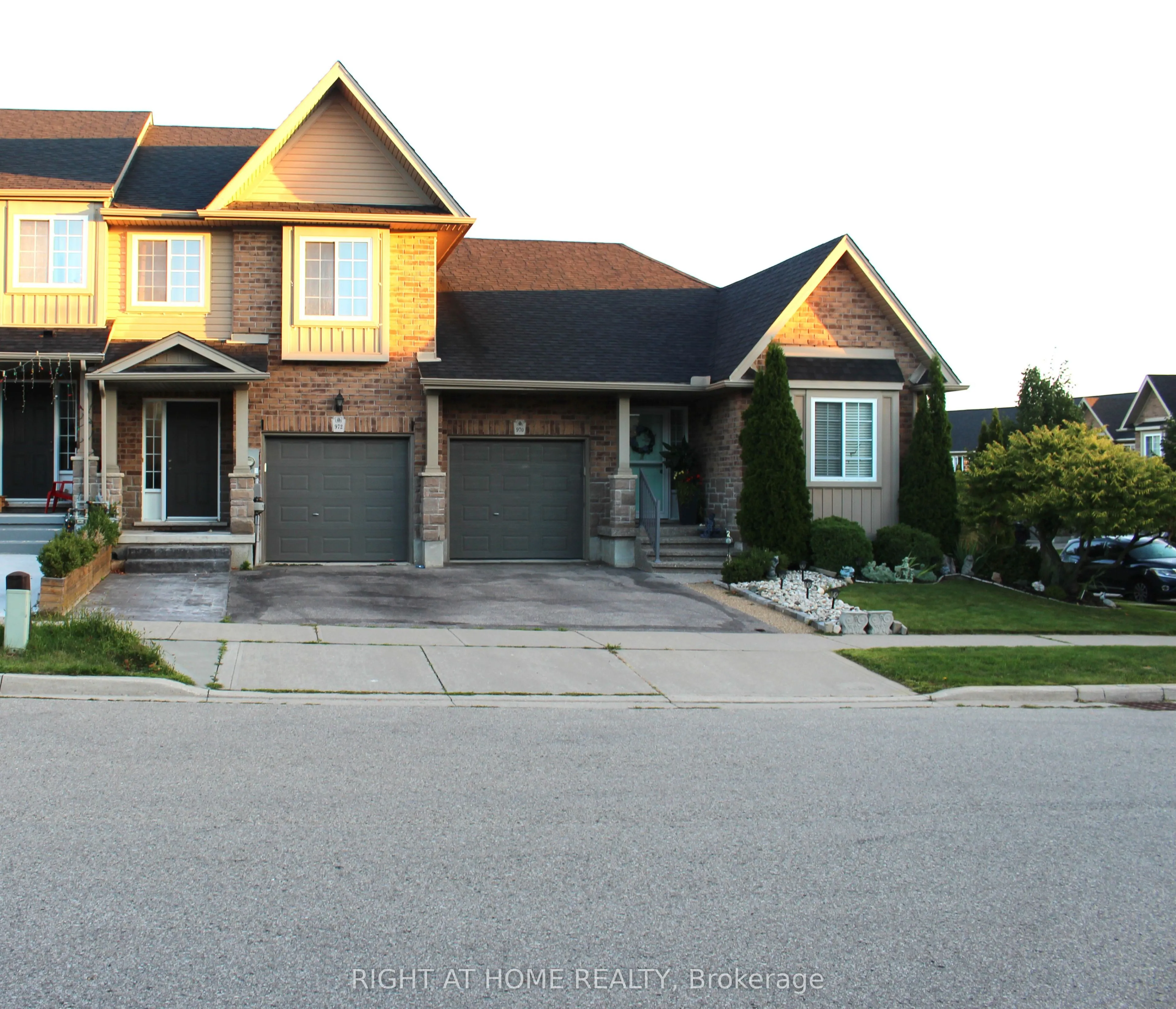 972 Zeller Crescent